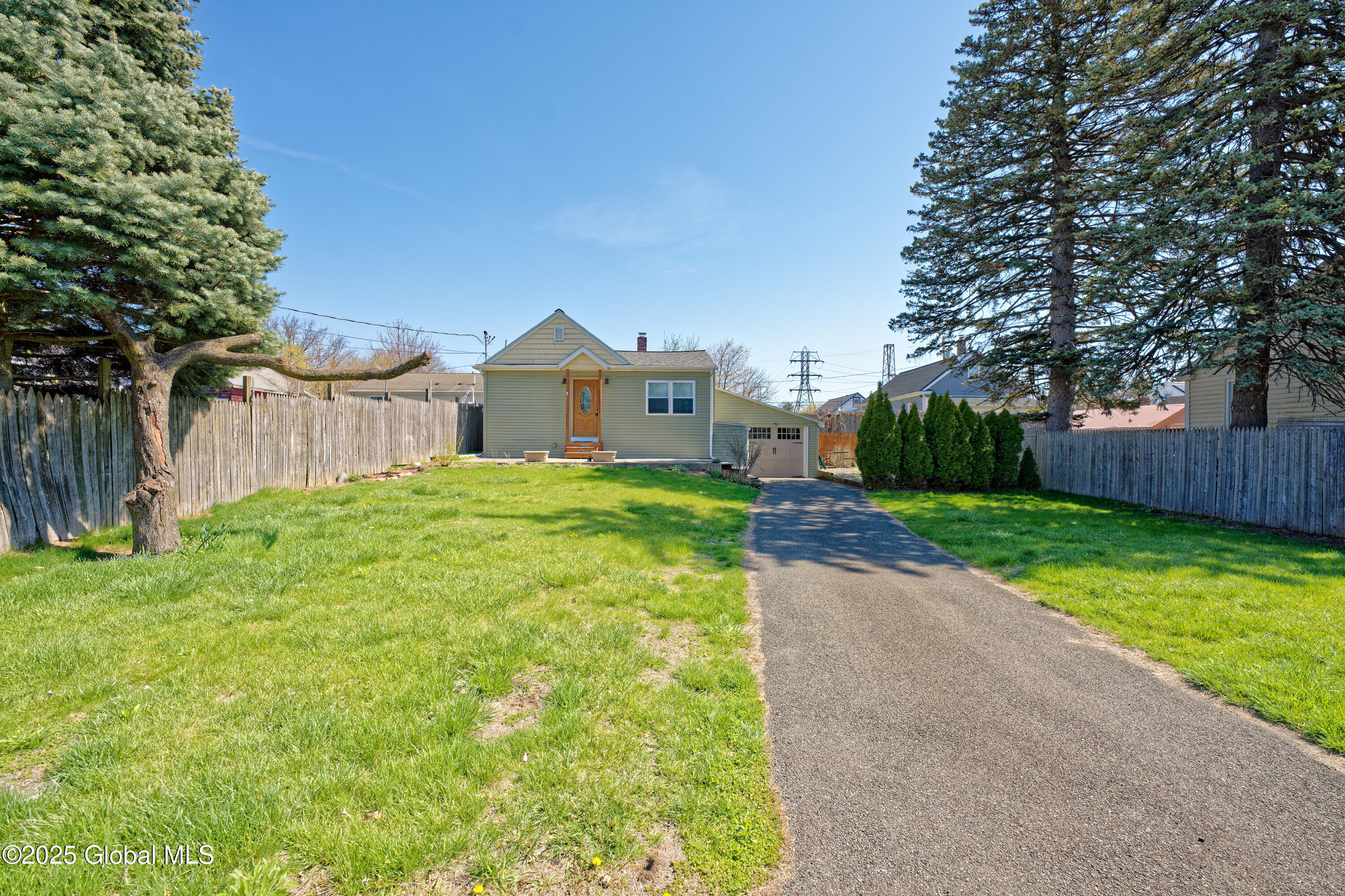 27 Corthell Street, Albany, New York image 2