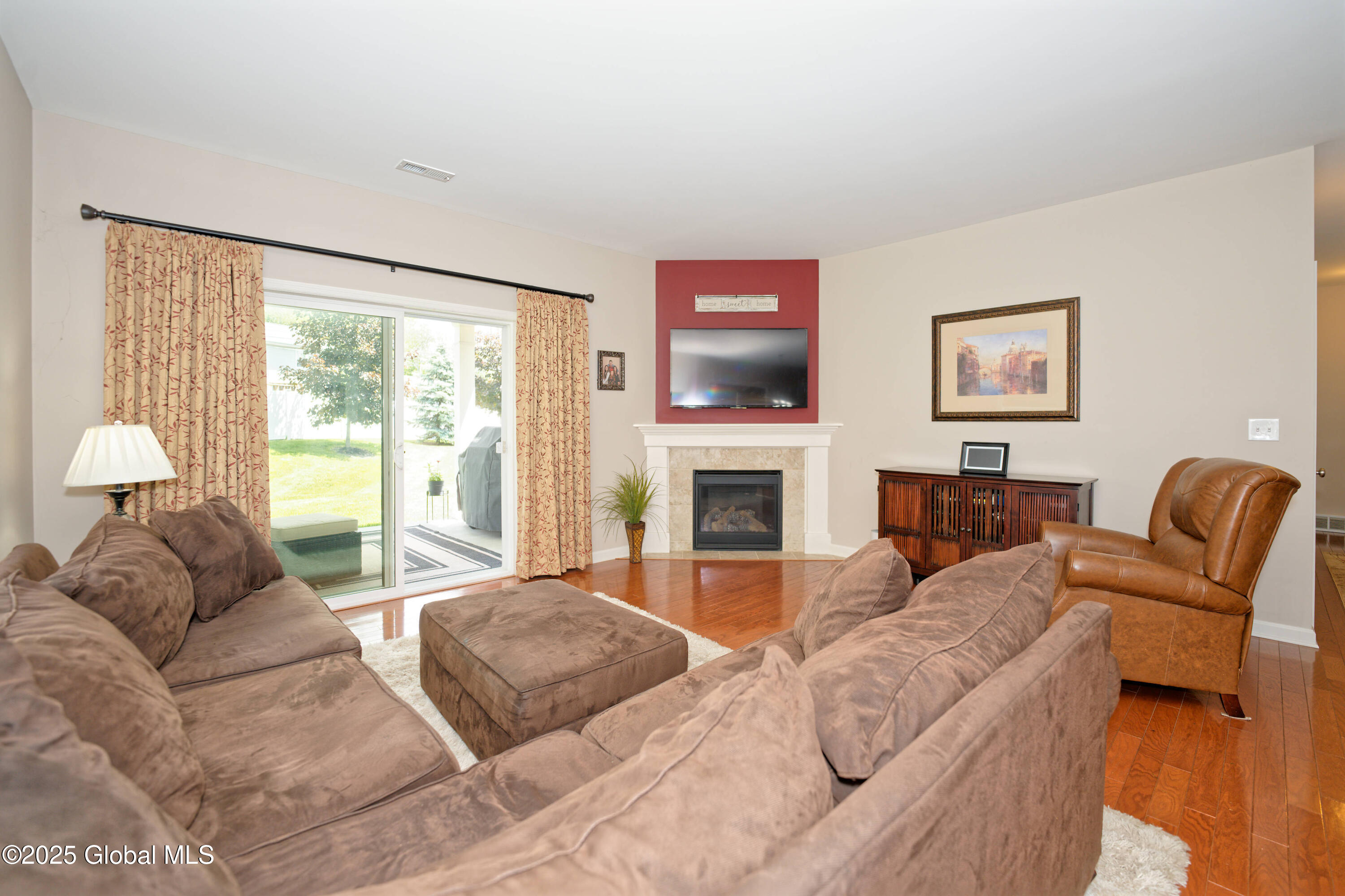 33 Stacey Court, Cohoes, New York image 17