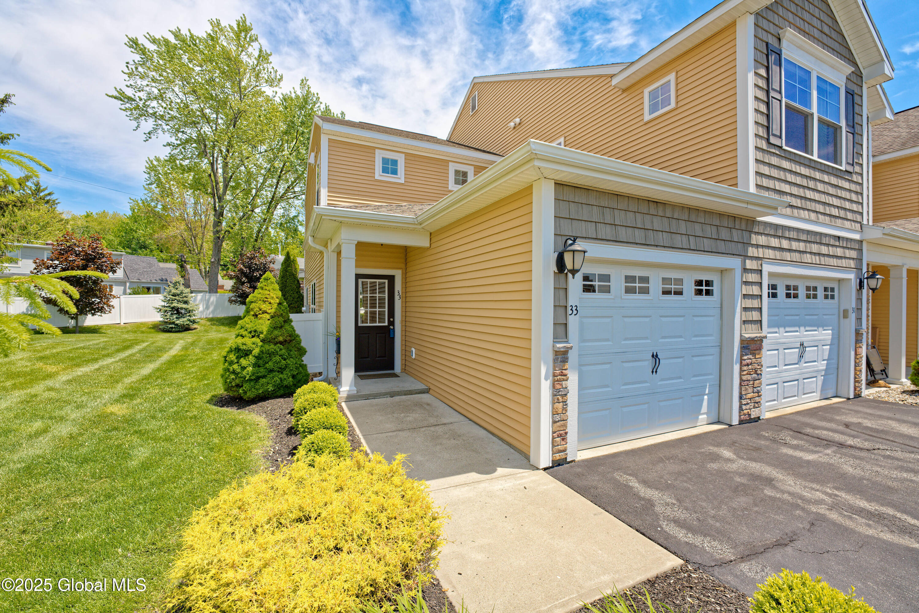33 Stacey Court, Cohoes, New York image 6
