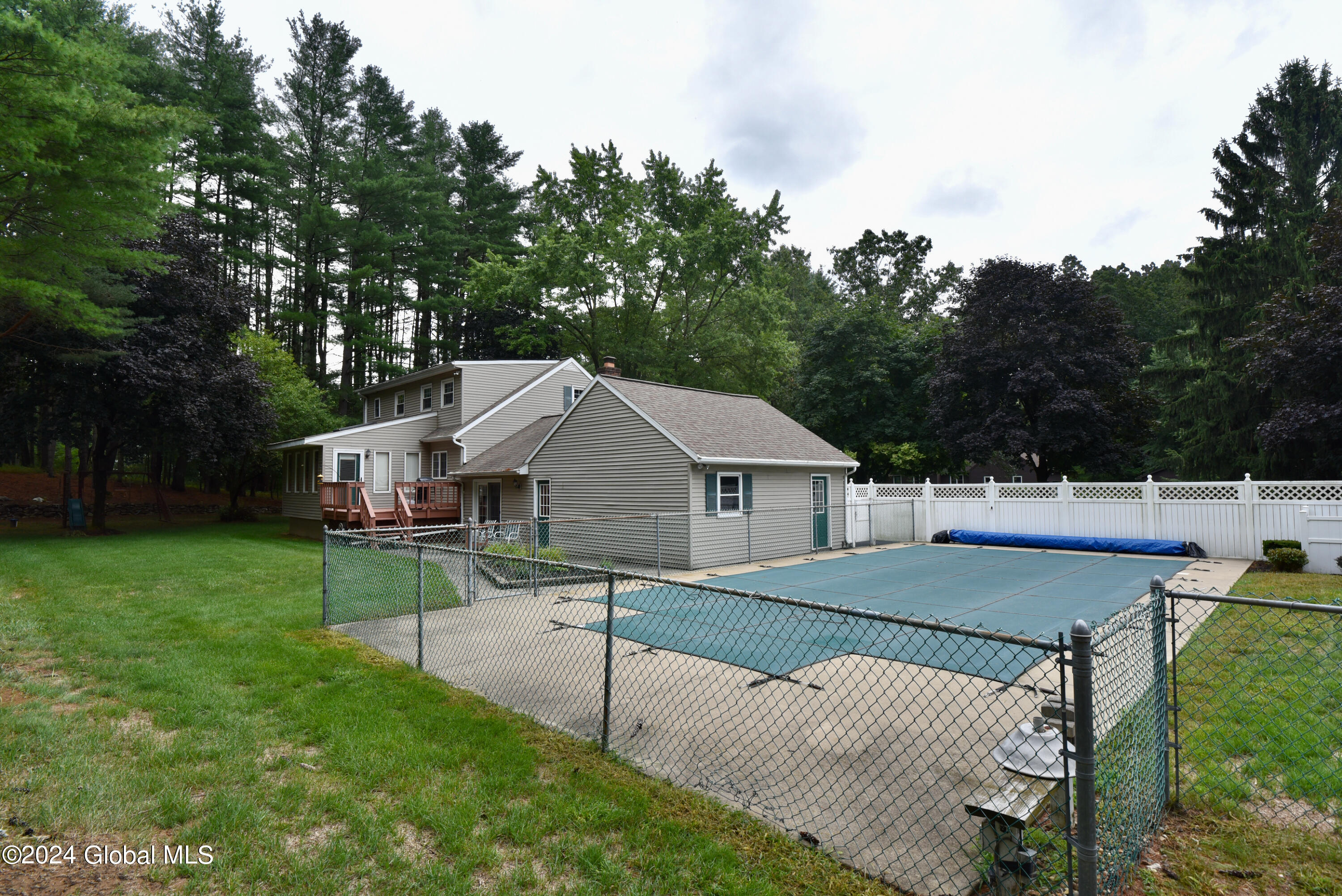 5 Cedarcrest Drive, Saratoga Springs, New York image 35