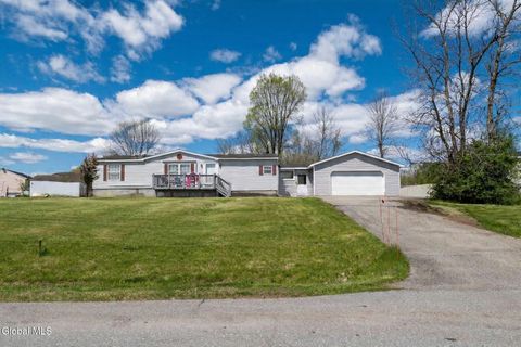 Photo of 507 Drifting Ridge Road, Fort Edward, NY 12828 (MLS # 202617380)