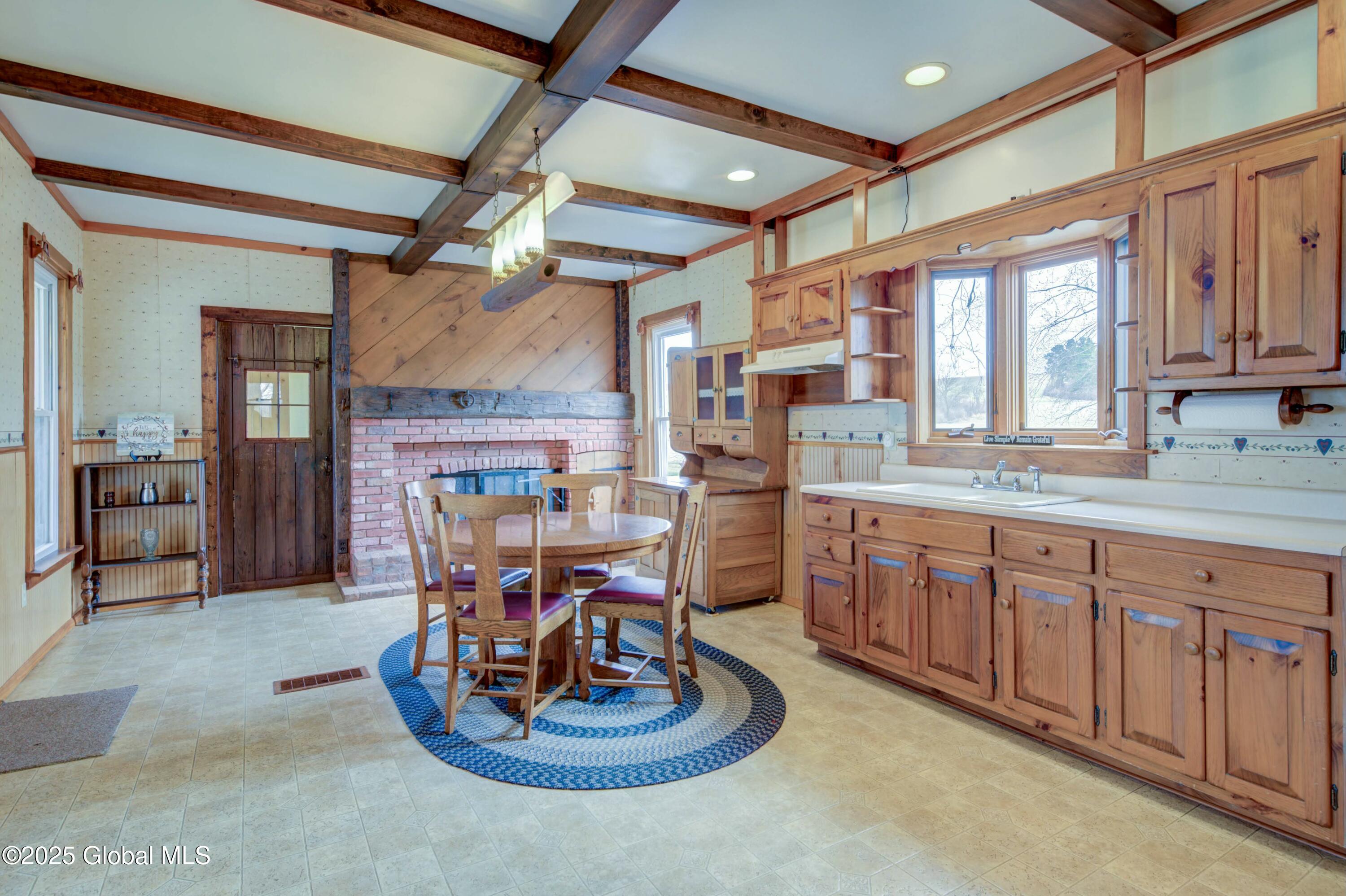 220 Noeltner Road, Amsterdam, New York image 7