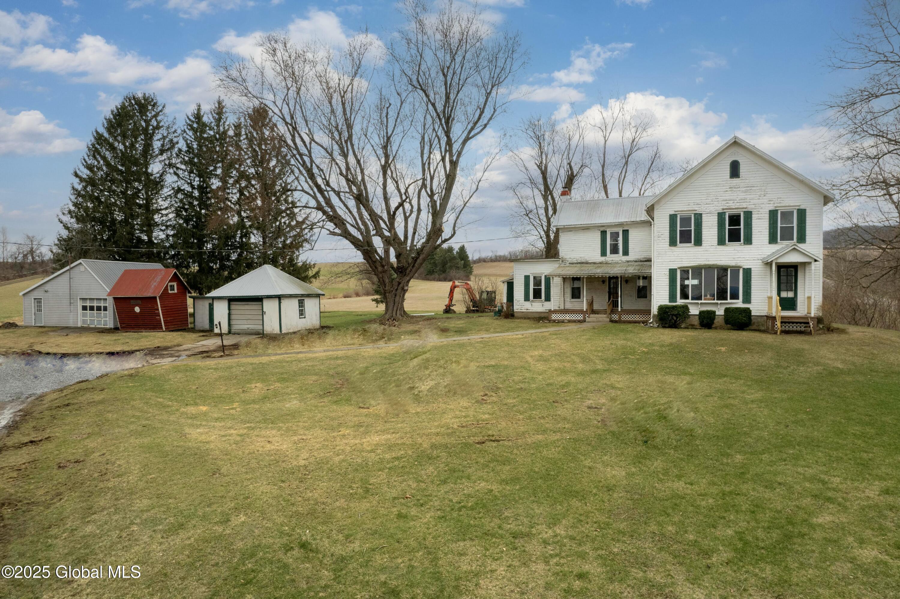 220 Noeltner Road, Amsterdam, New York image 2