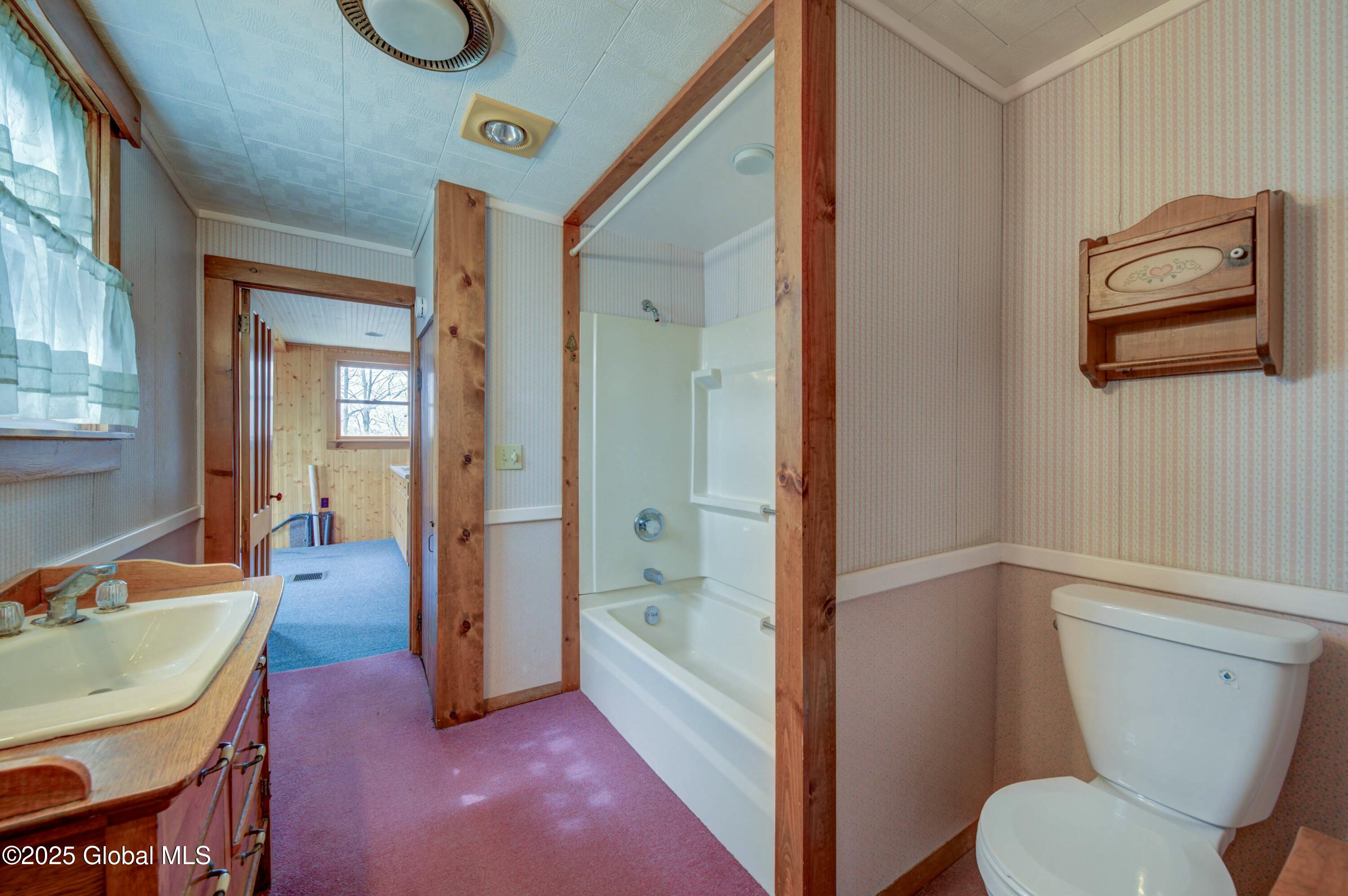 220 Noeltner Road, Amsterdam, New York image 14