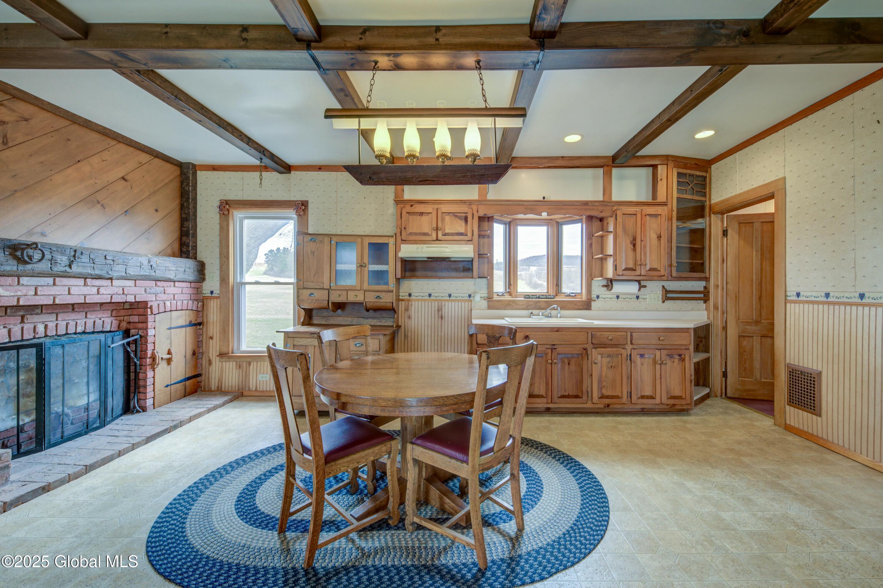220 Noeltner Road, Amsterdam, New York image 8