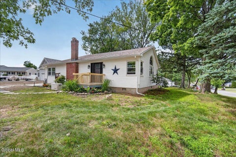 Photo of 55 Hunting Road, Albany, NY 12205 (MLS # 202624956)