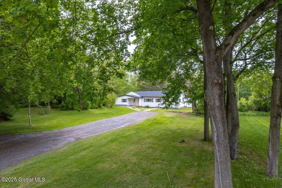 178 Foch Road, Glenville, New York image 2