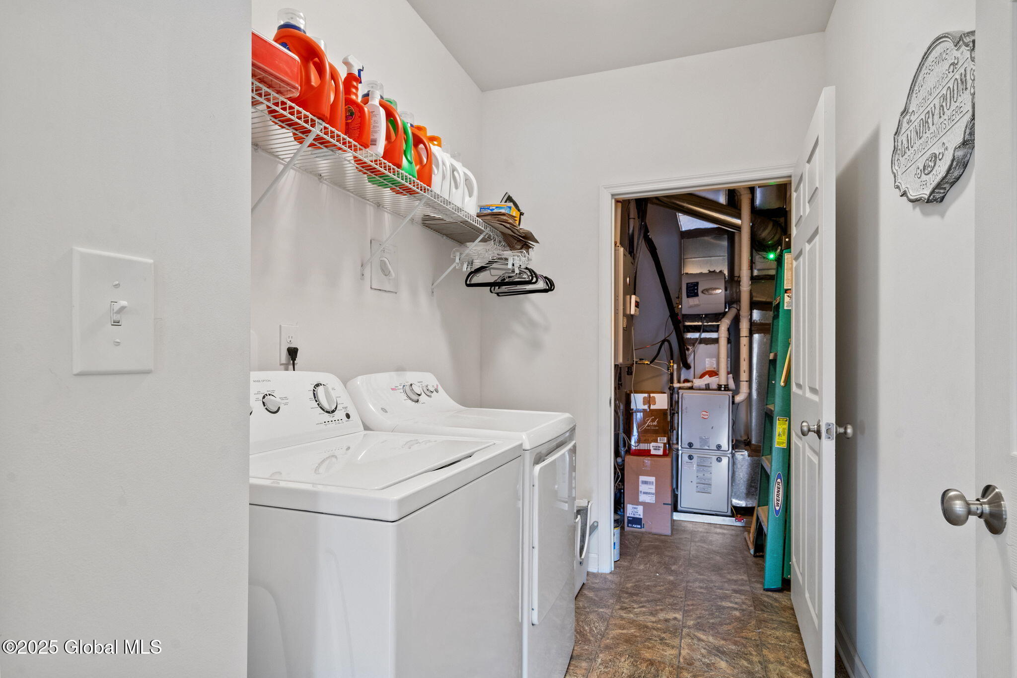 26 Jared Court, Cohoes, New York image 37