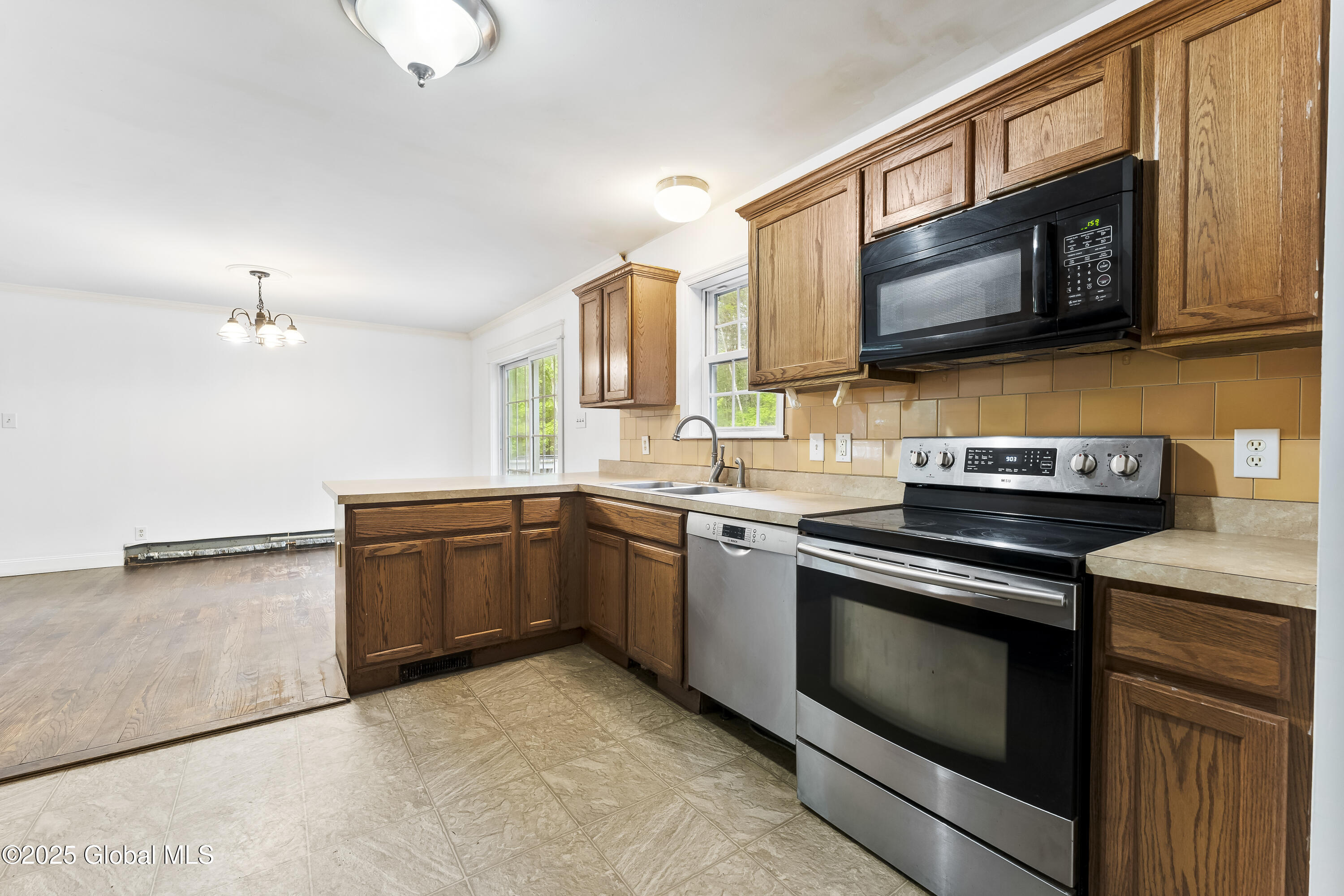 119 Shippee Road, Corinth, New York image 5