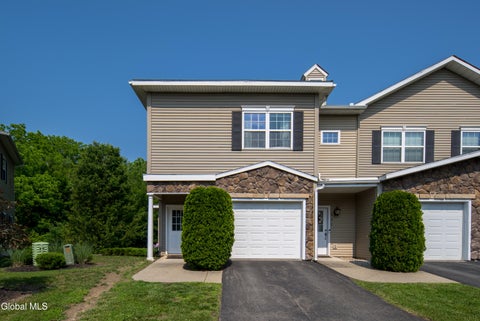 Condo For Sale - 501 Avalon Place<br/> Cohoes, NY 12047