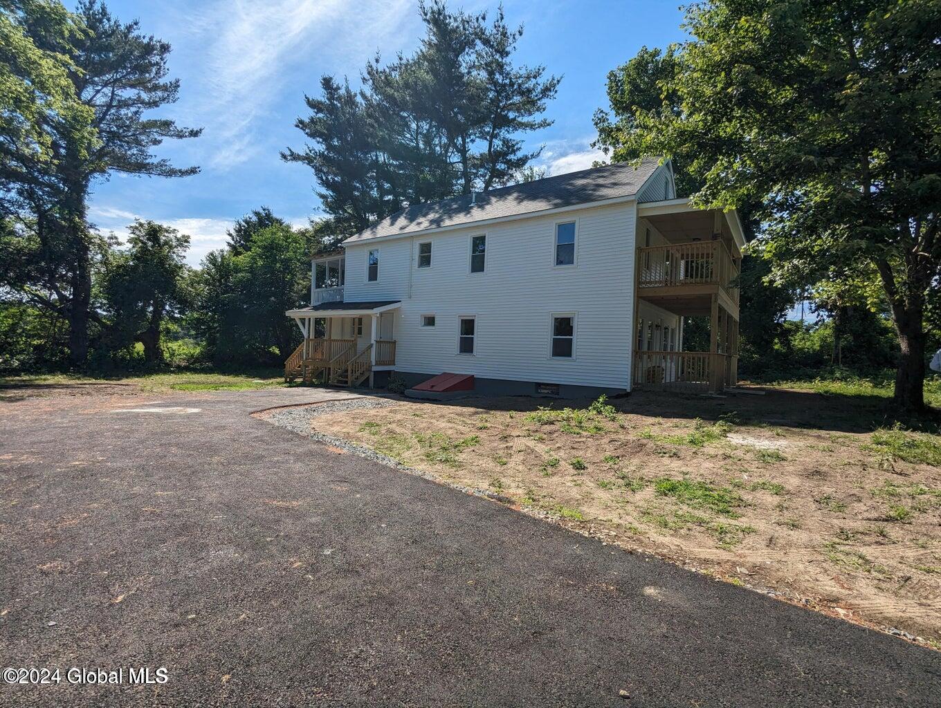 933 Stillwater Bridge Road, Schaghticoke, New York image 6