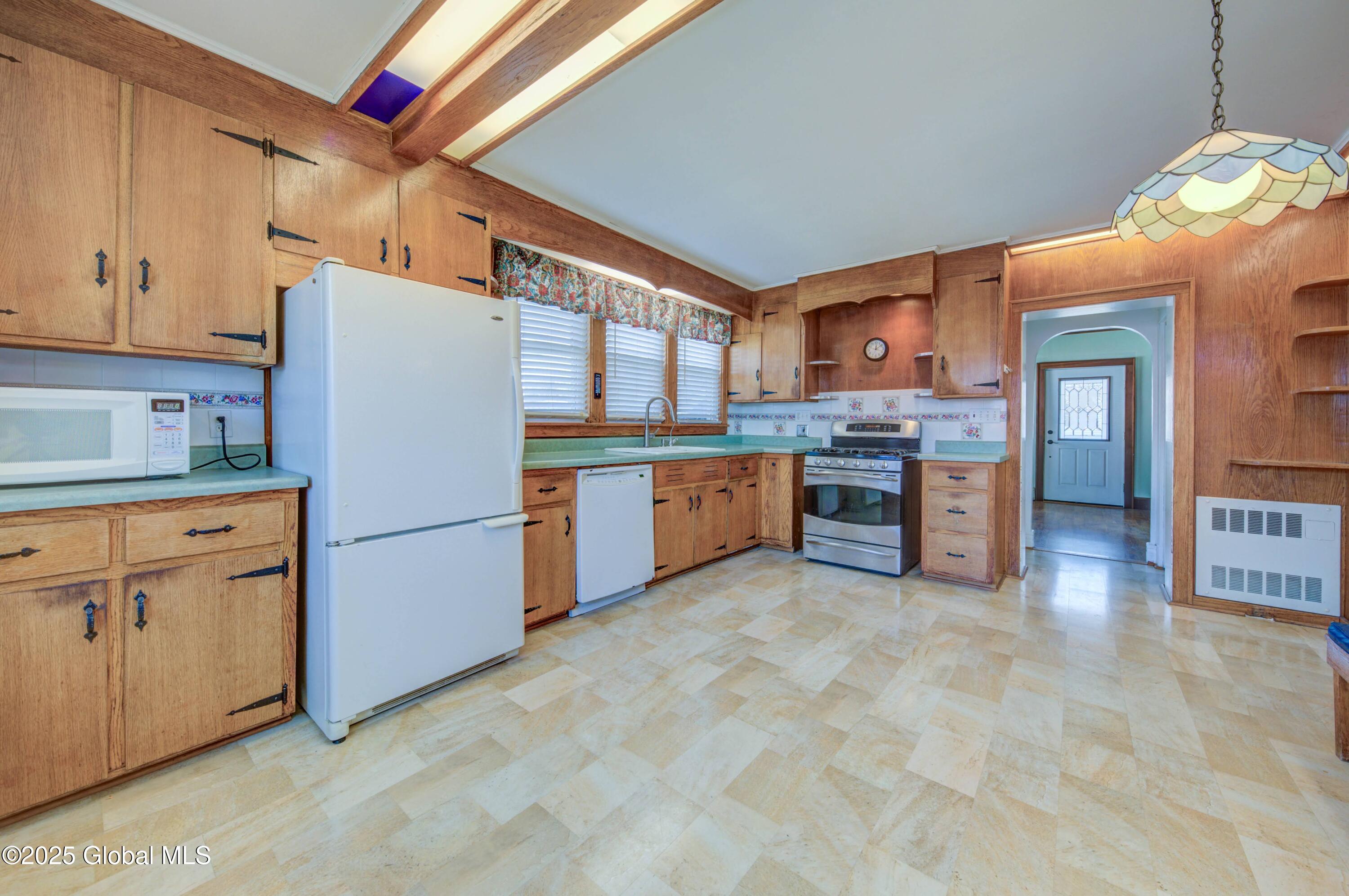 22 Church Street, Hagaman, New York image 18