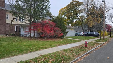 Photo of 638 Western Avenue, Albany, NY 12203 (MLS # 202528922)