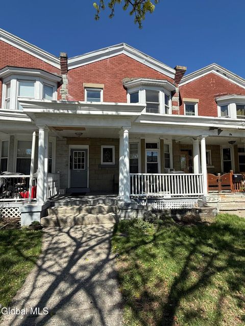 Photo of 314 Manning Boulevard, Albany, NY 12206 (MLS # 202613389)