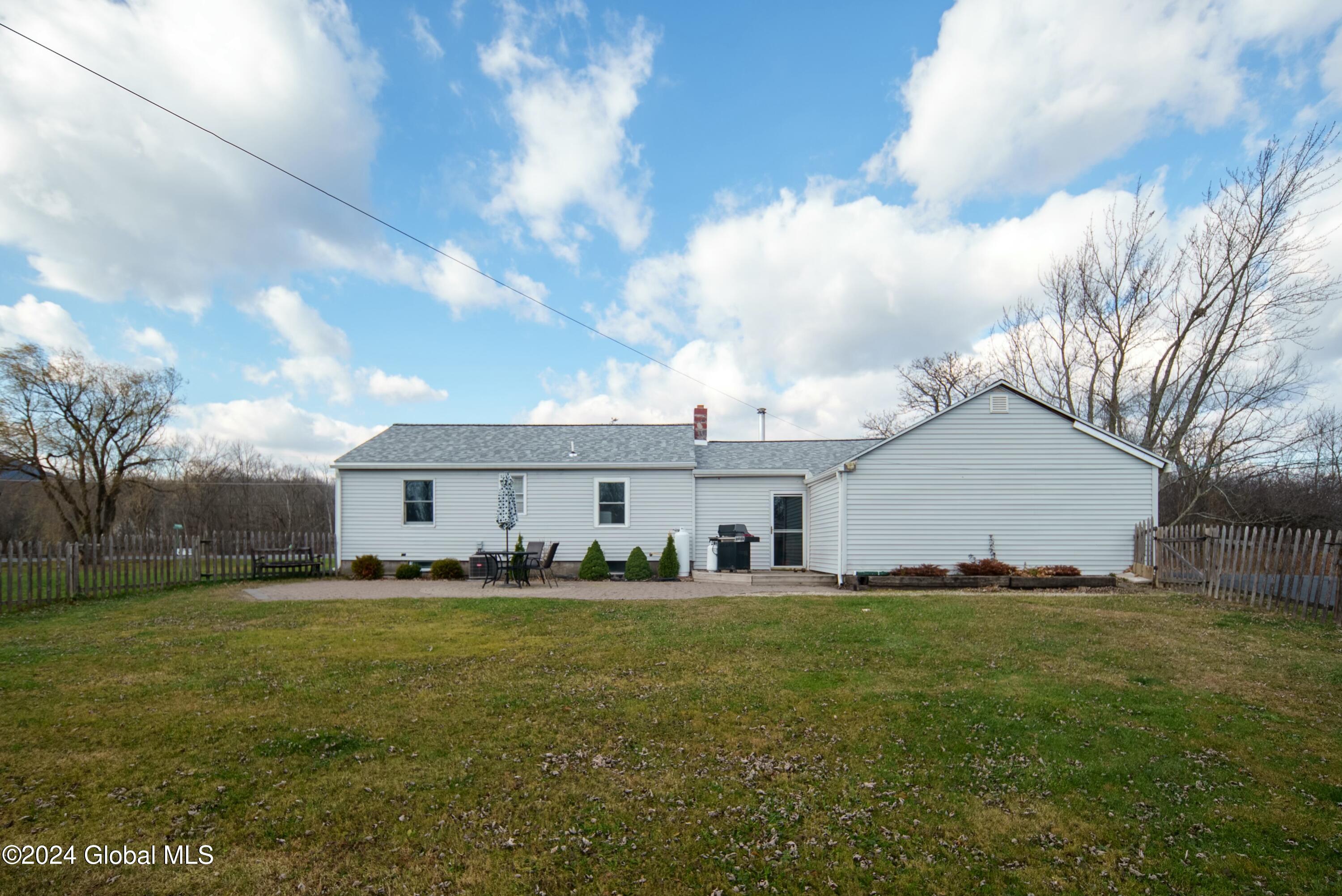 4206 Frederick Road, Altamont, New York image 38