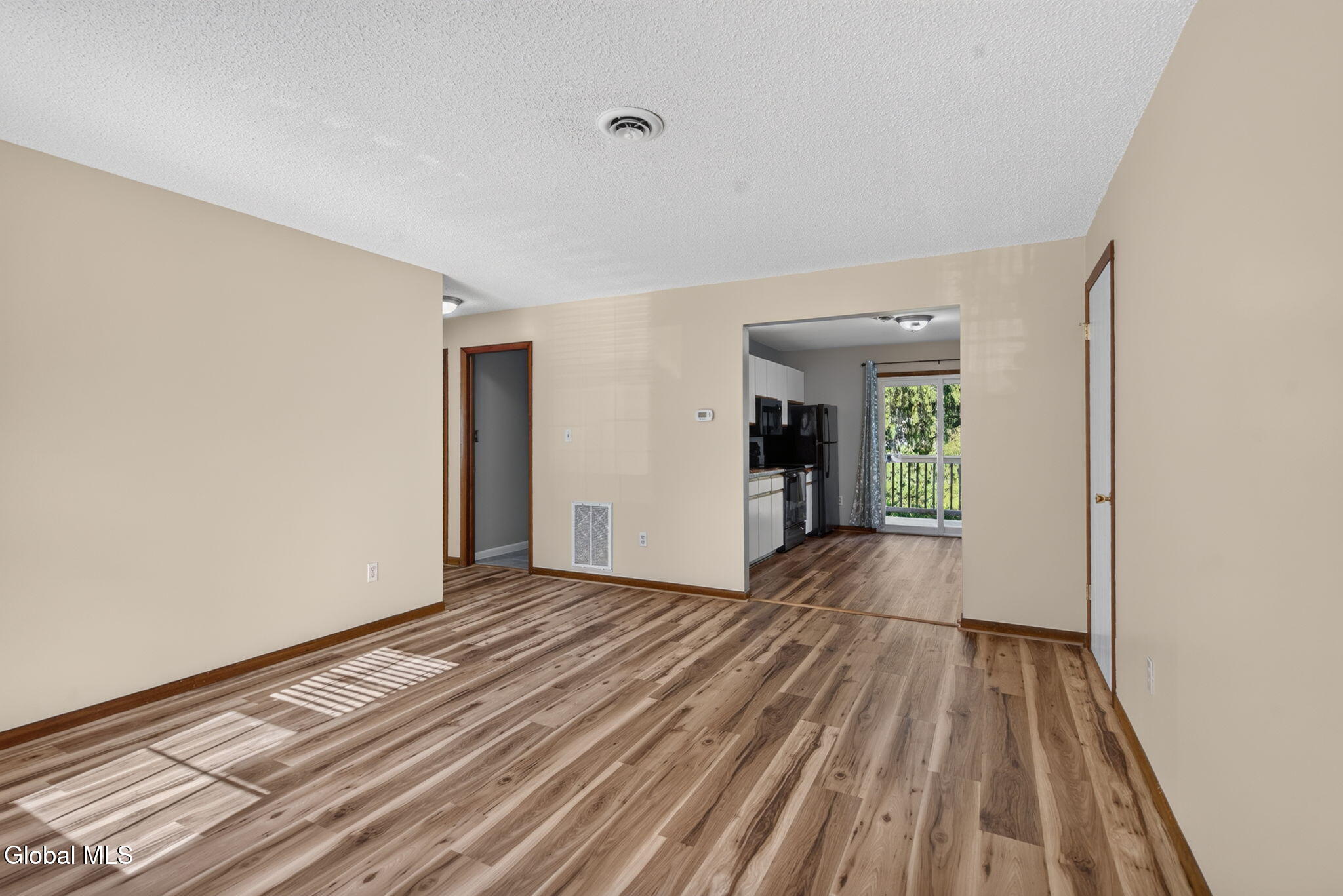 25E Pine Lane Unit 1