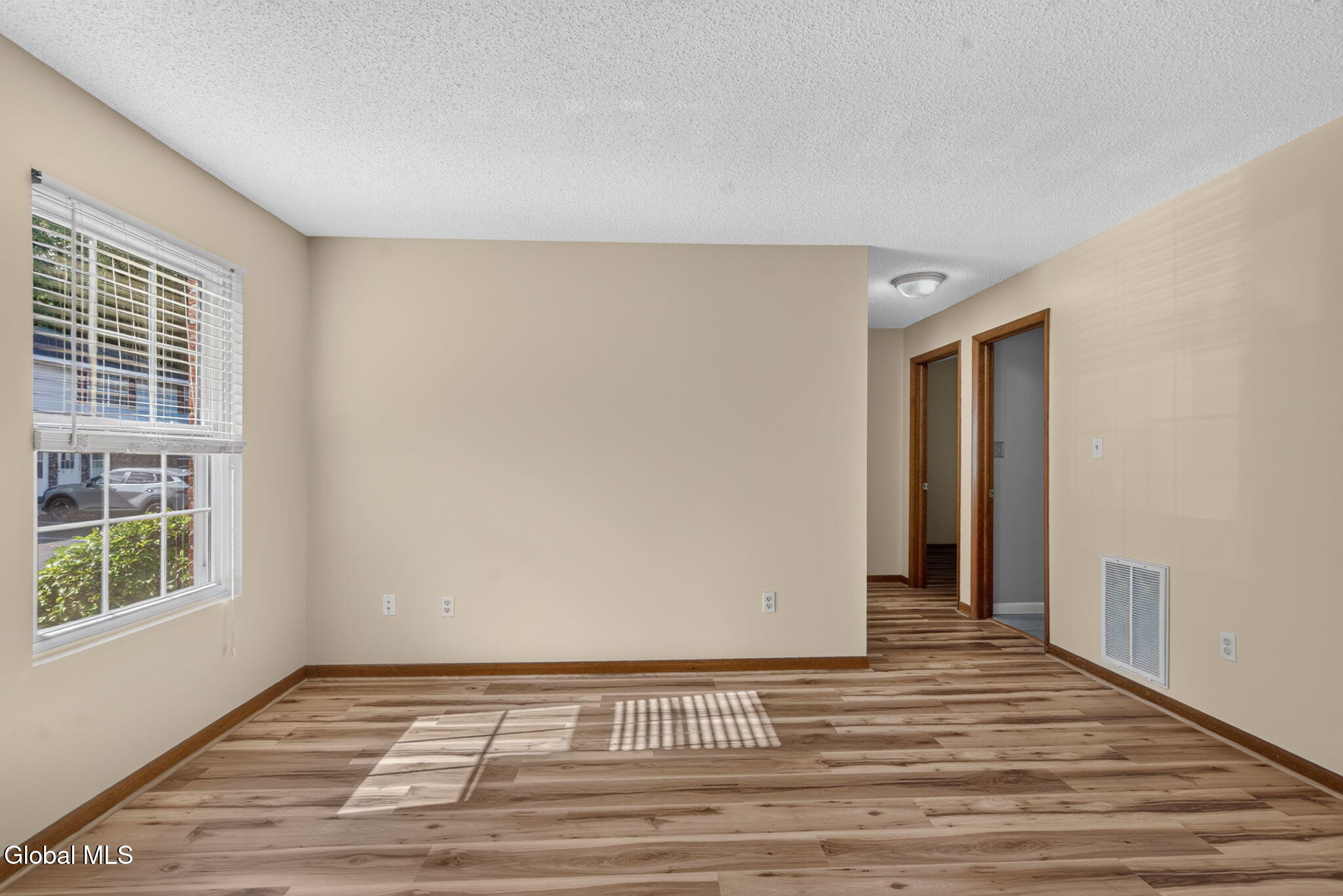 25E Pine Lane Unit 1