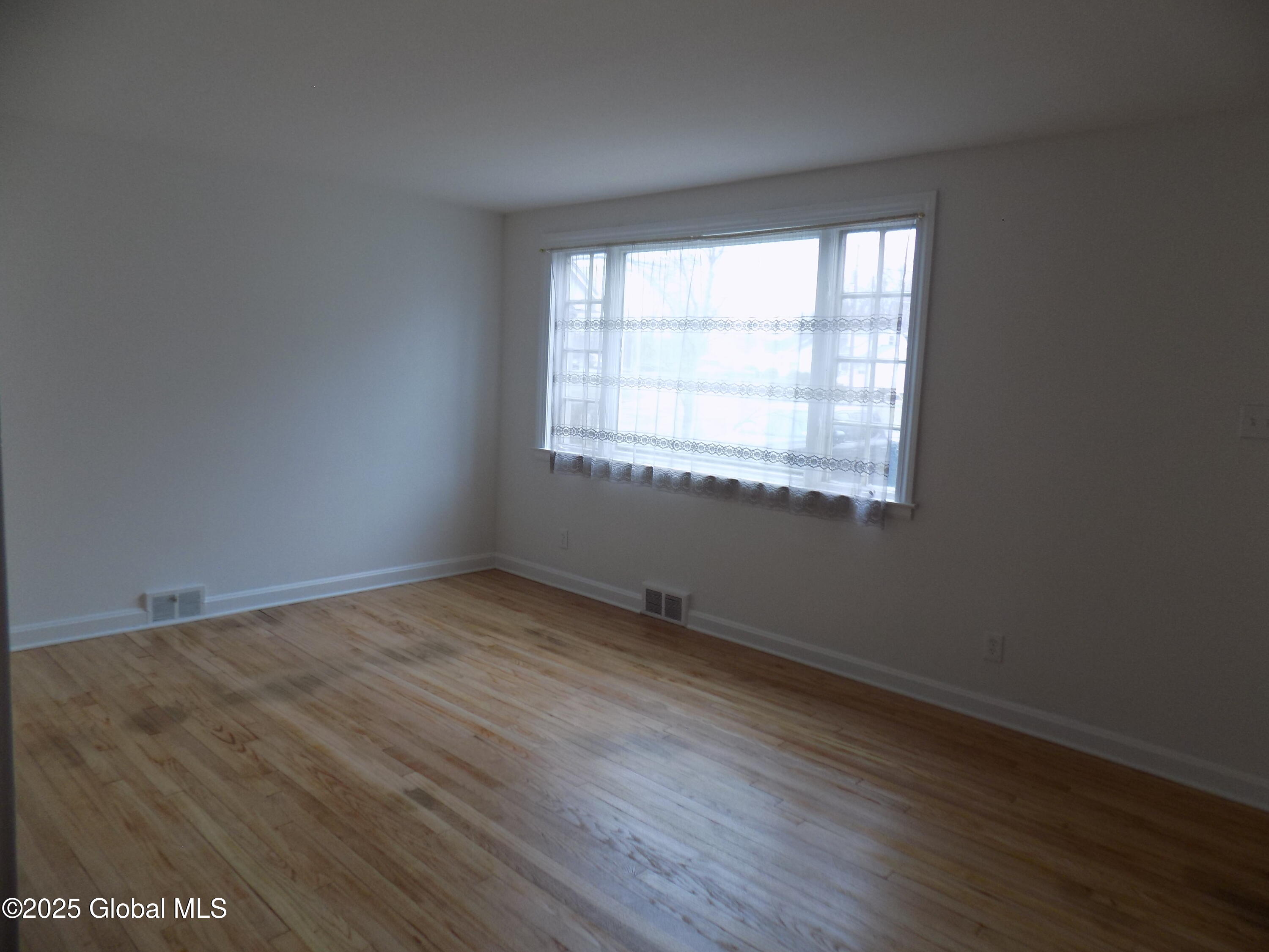 300 Sullivan Road, Schenectady, New York image 23