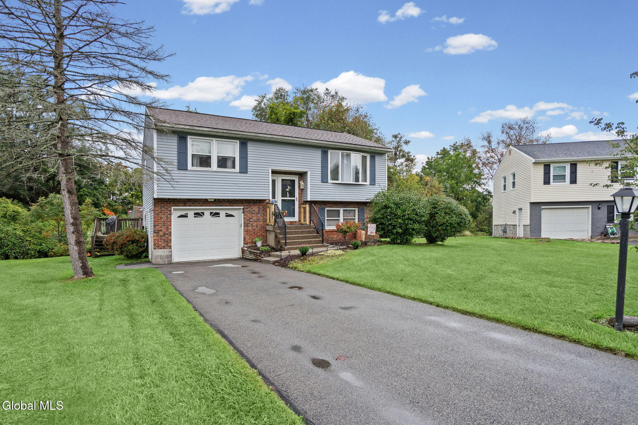 13 Andree Court