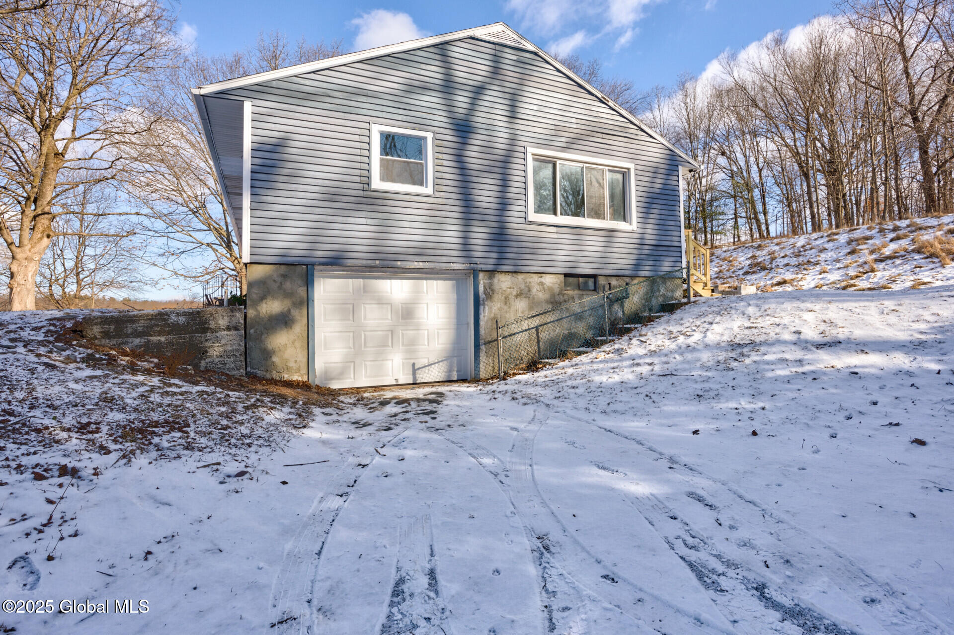 202 Sharpe Road, Wynantskill, New York image 3