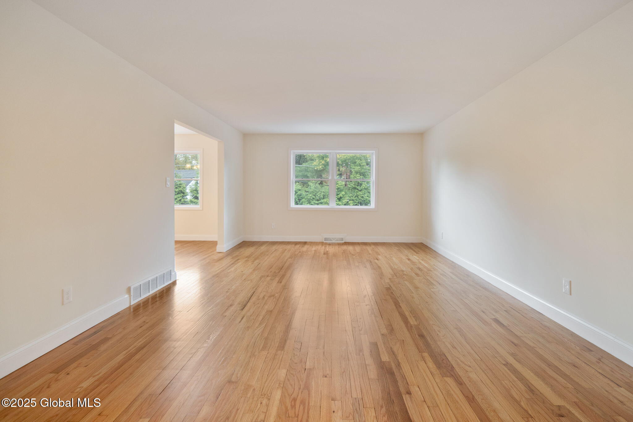 10 Vatrano Lane, Loudonville, New York image 7