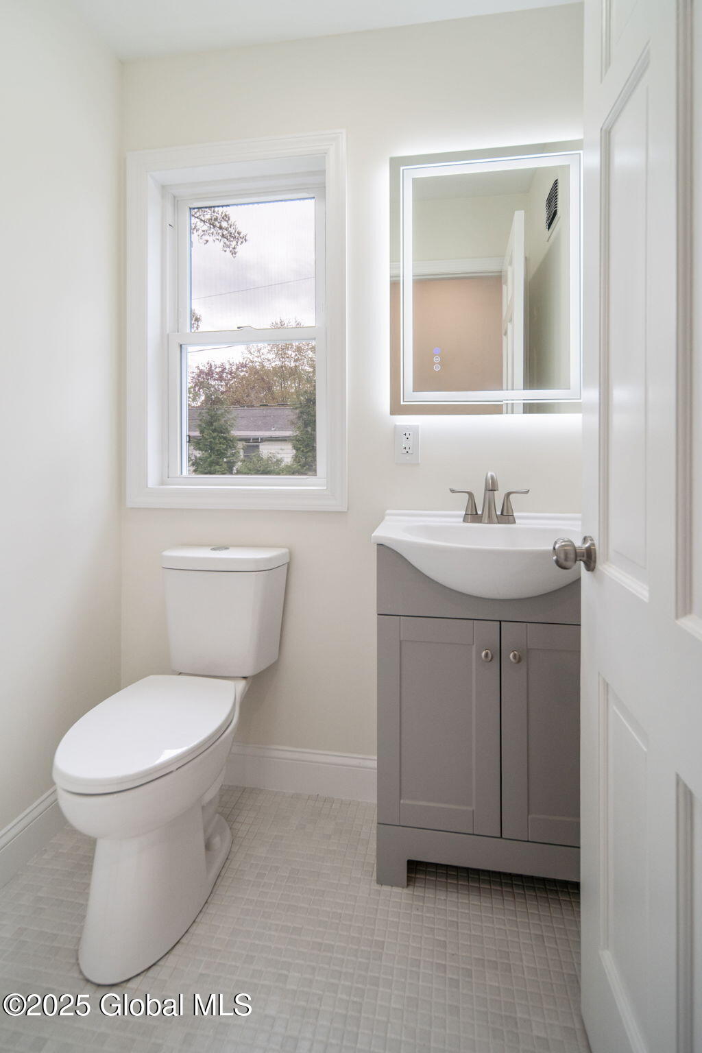 10 Vatrano Lane, Loudonville, New York image 10