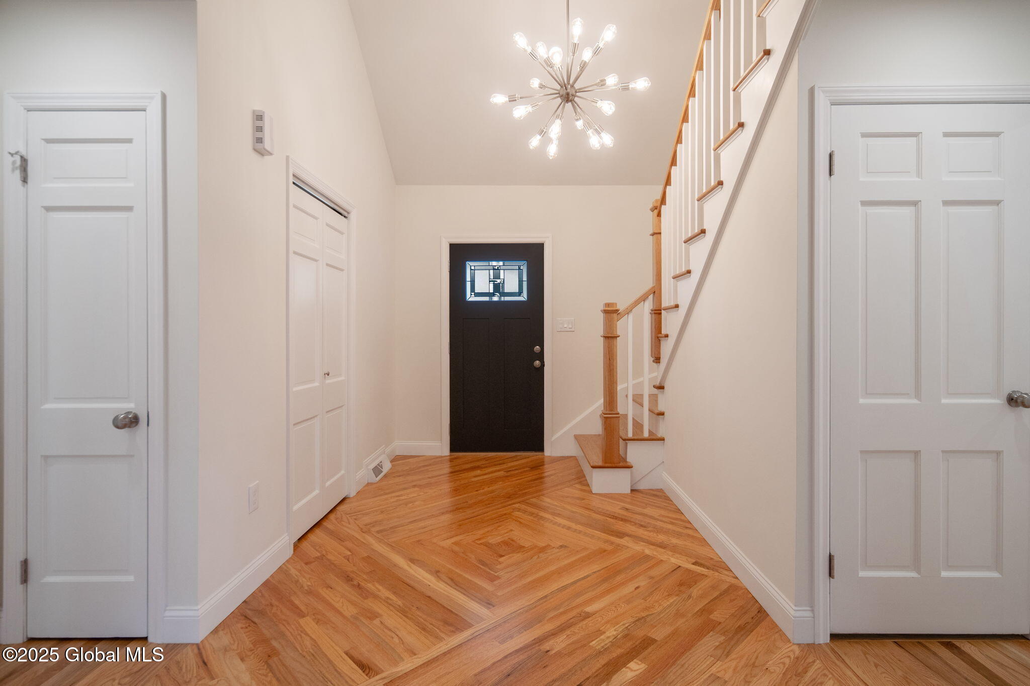 10 Vatrano Lane, Loudonville, New York image 2