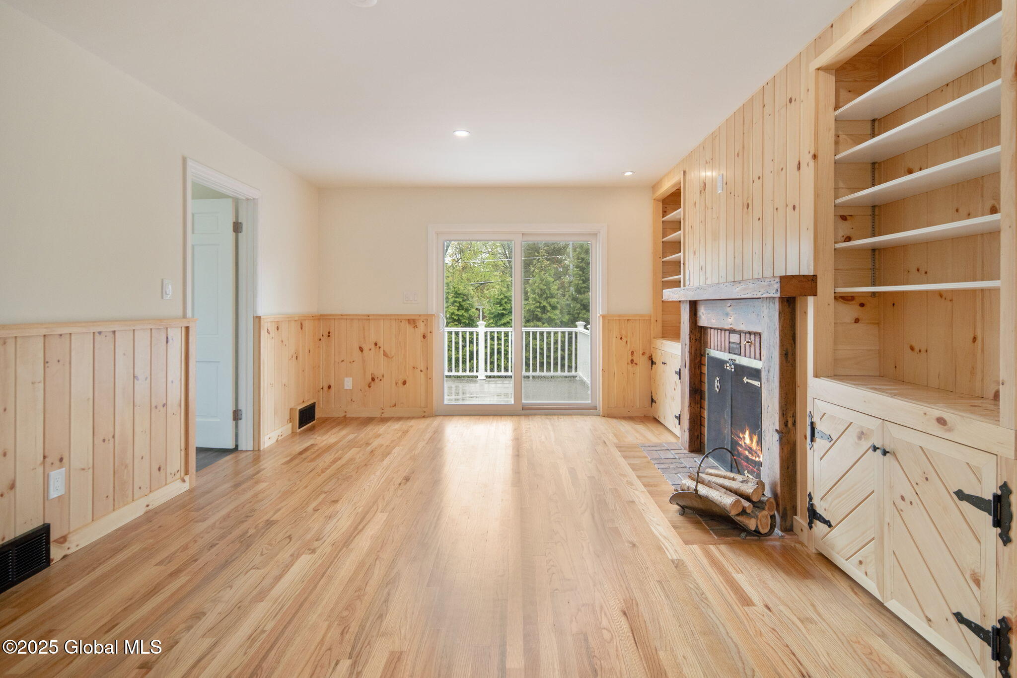 10 Vatrano Lane, Loudonville, New York image 8