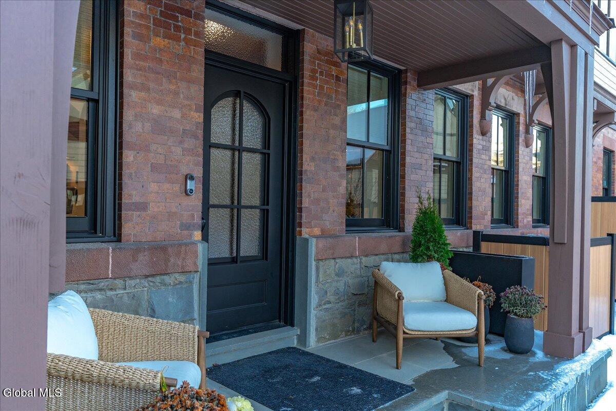 122 Regent Street Unit 1