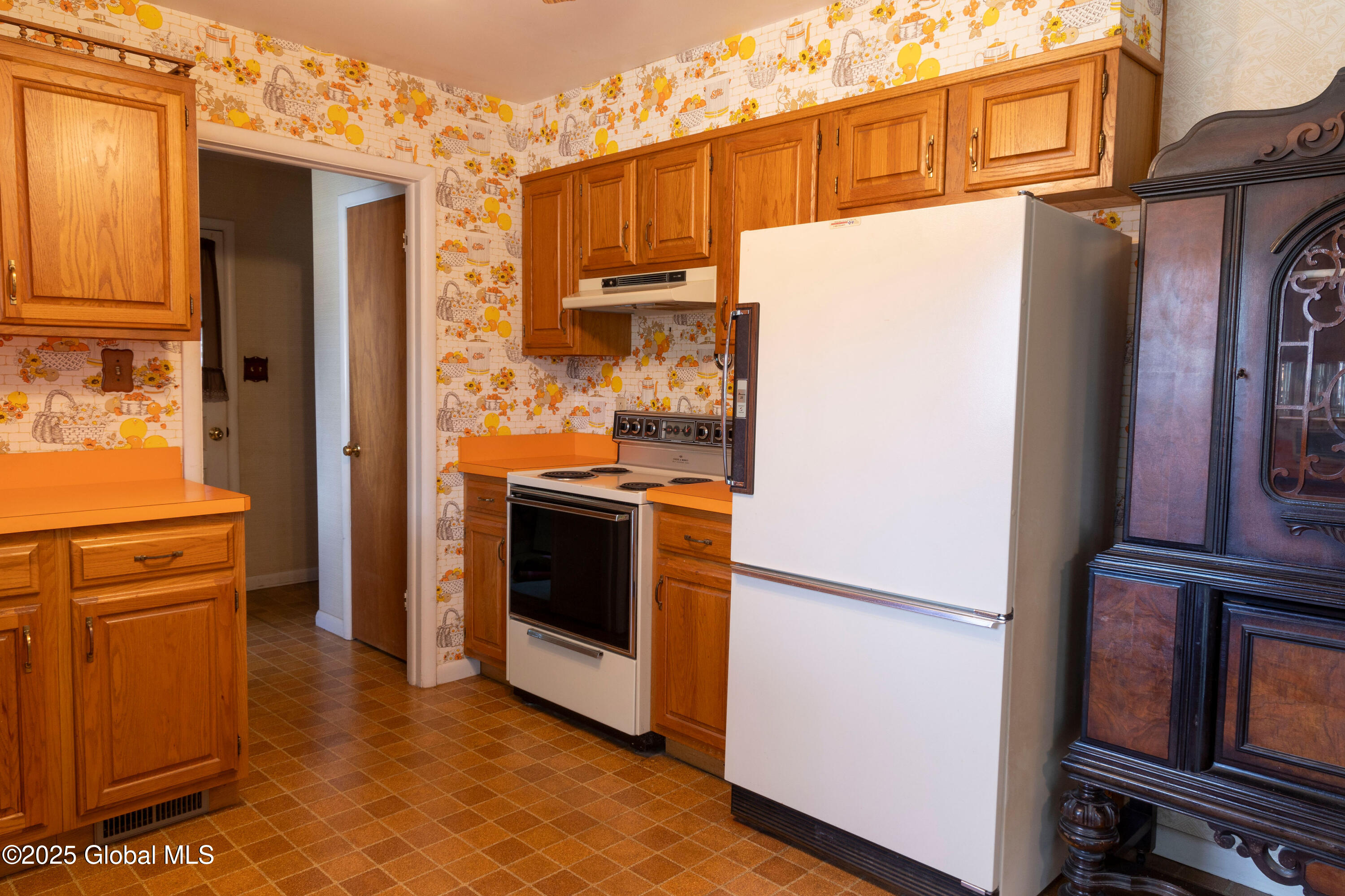 19 Centennial Drive, Queensbury, New York image 11