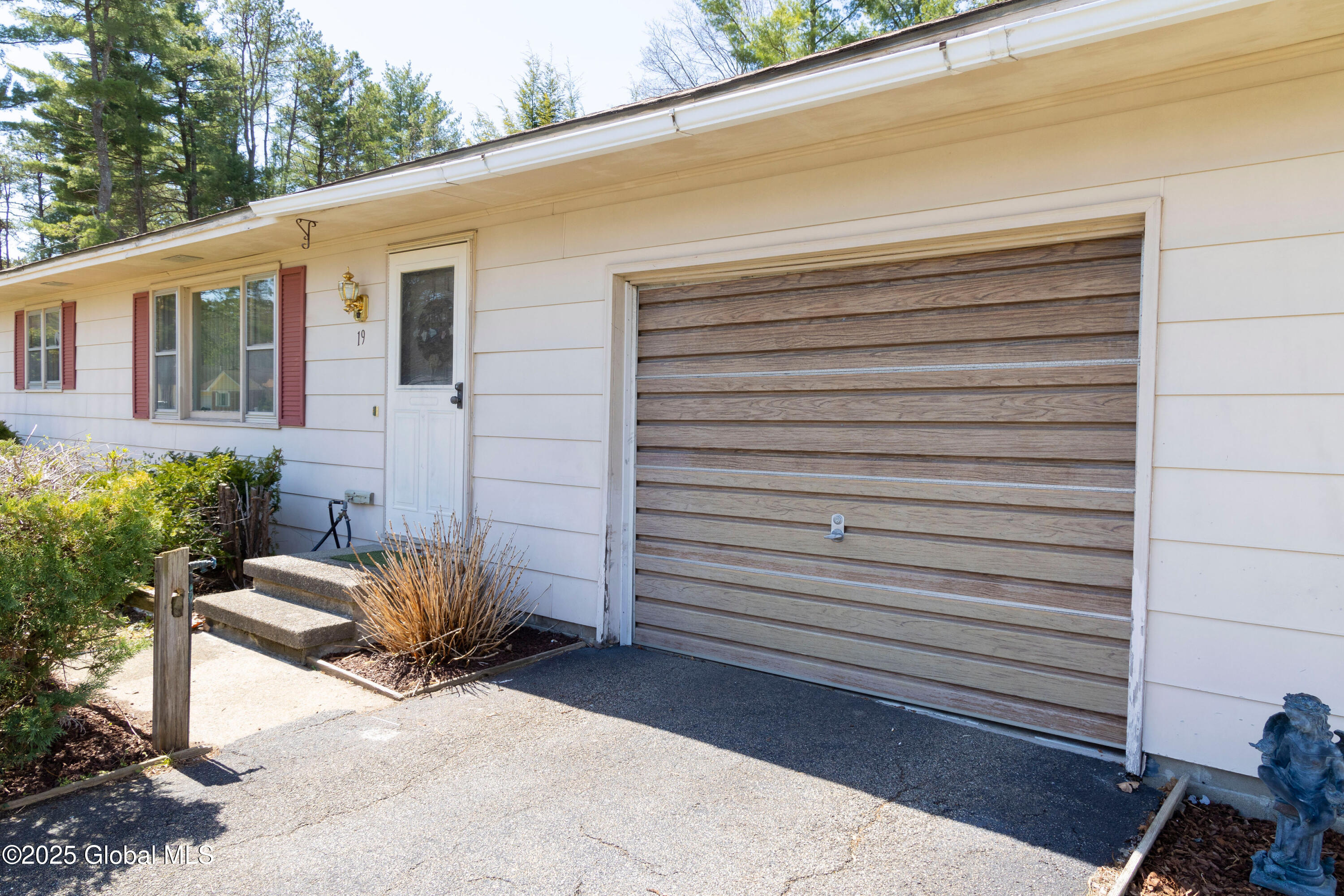 19 Centennial Drive, Queensbury, New York image 37