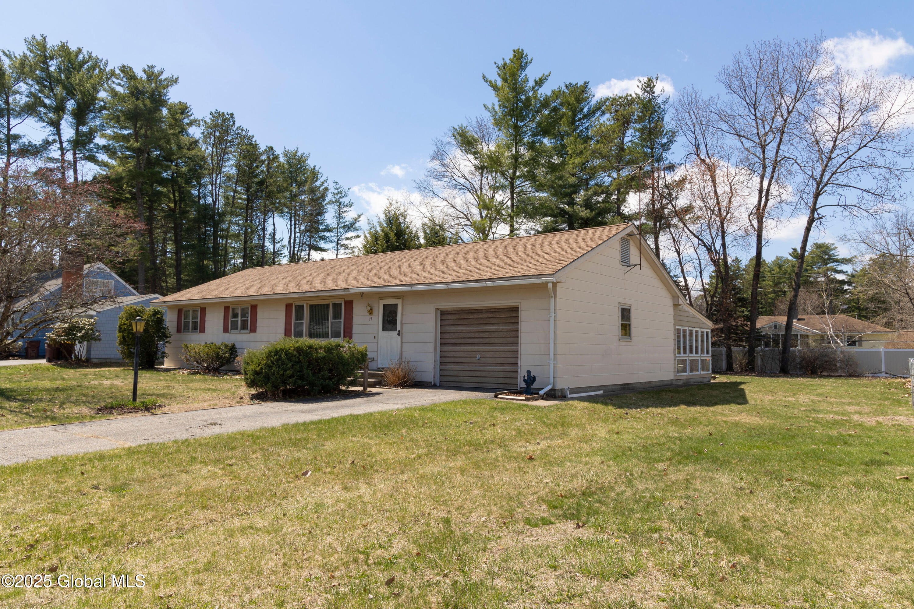 19 Centennial Drive, Queensbury, New York image 7