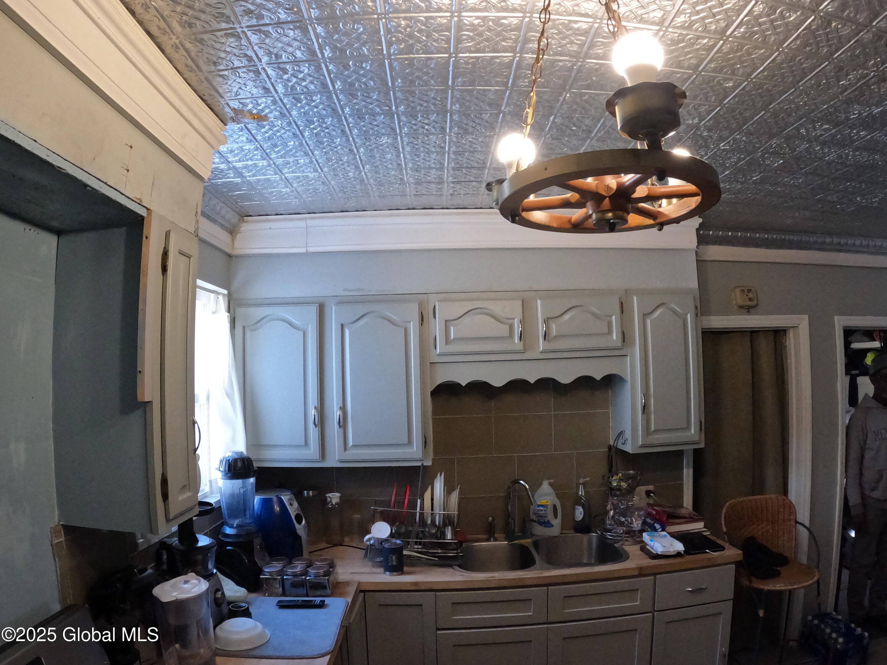22 Orr Street, Troy, New York image 7