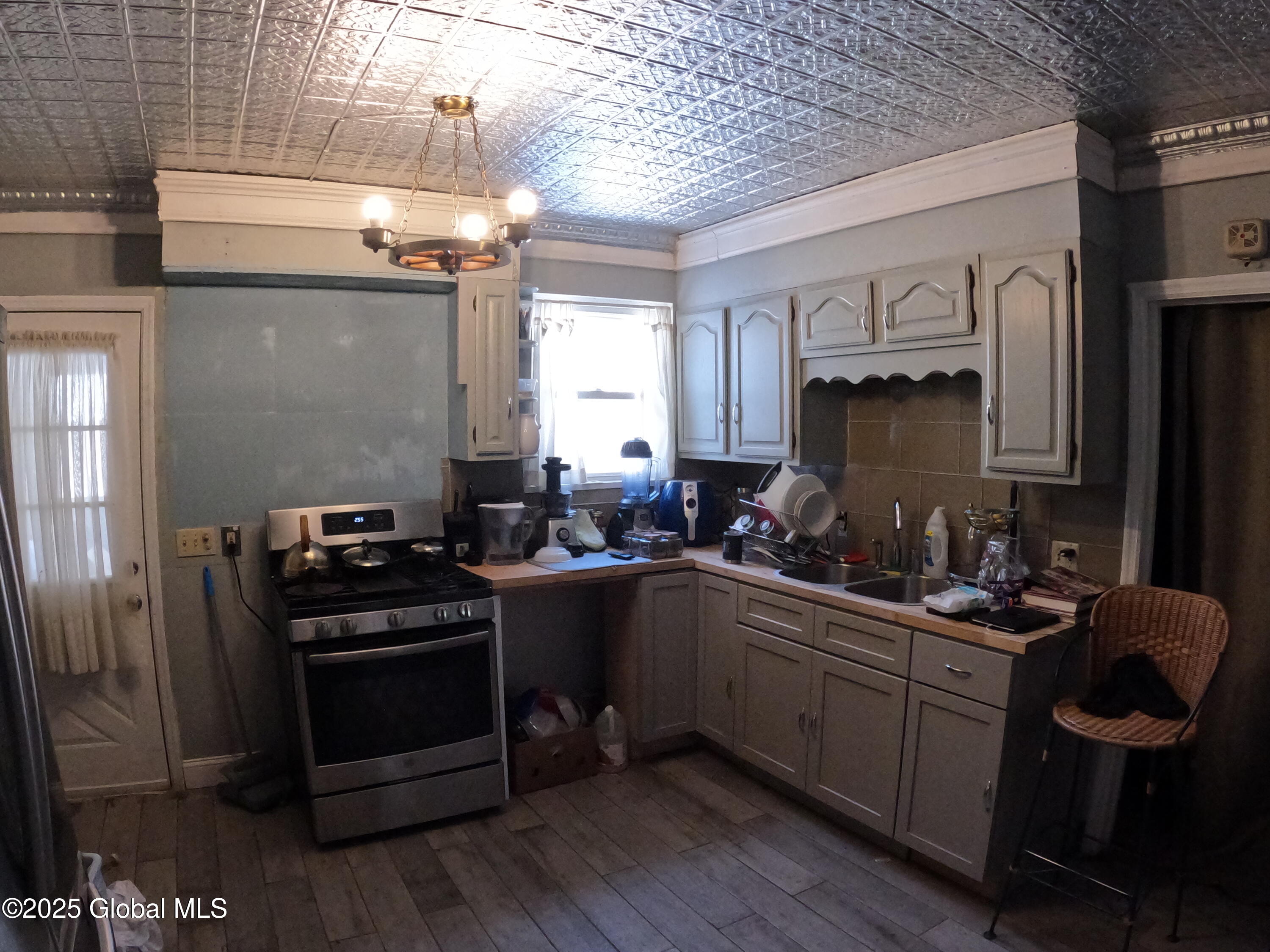 22 Orr Street, Troy, New York image 6