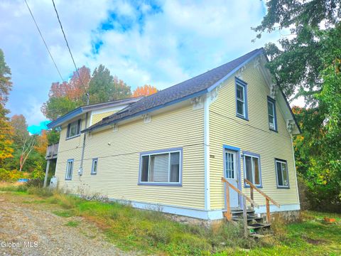 Multifamily For Sale - 5727 Ny-86<br/> Wilmington, NY 12997