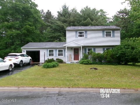 Homes For Sale - 9 Cook Circle<br/> Gansevoort, NY 12831