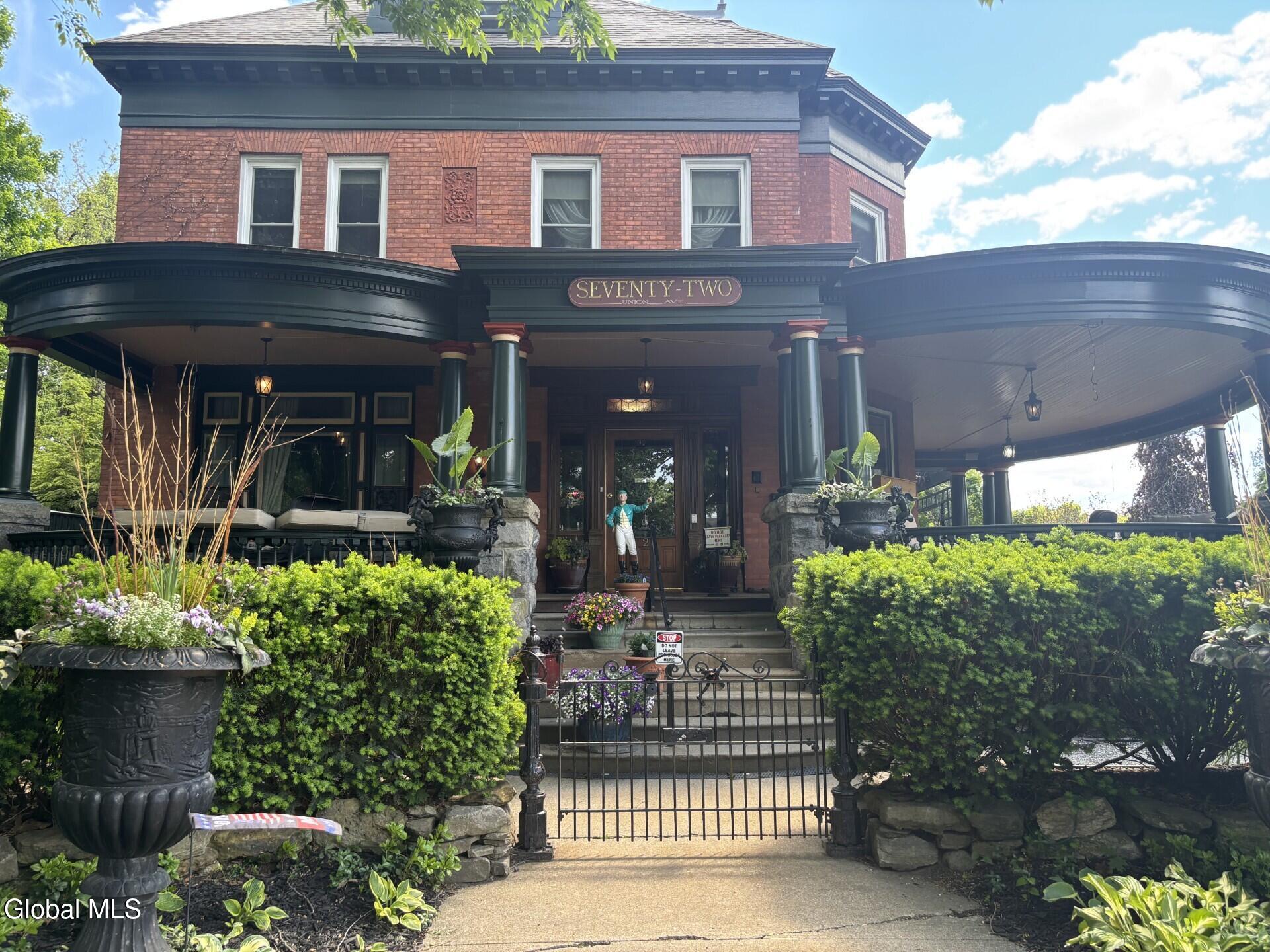 72 Union Avenue
