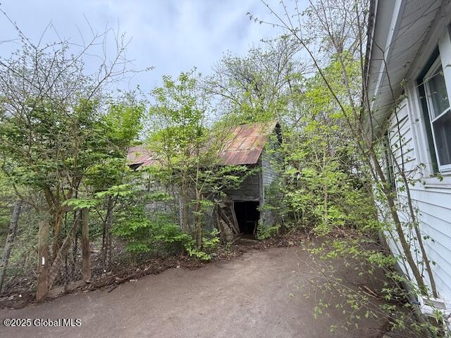 153 River St Street
