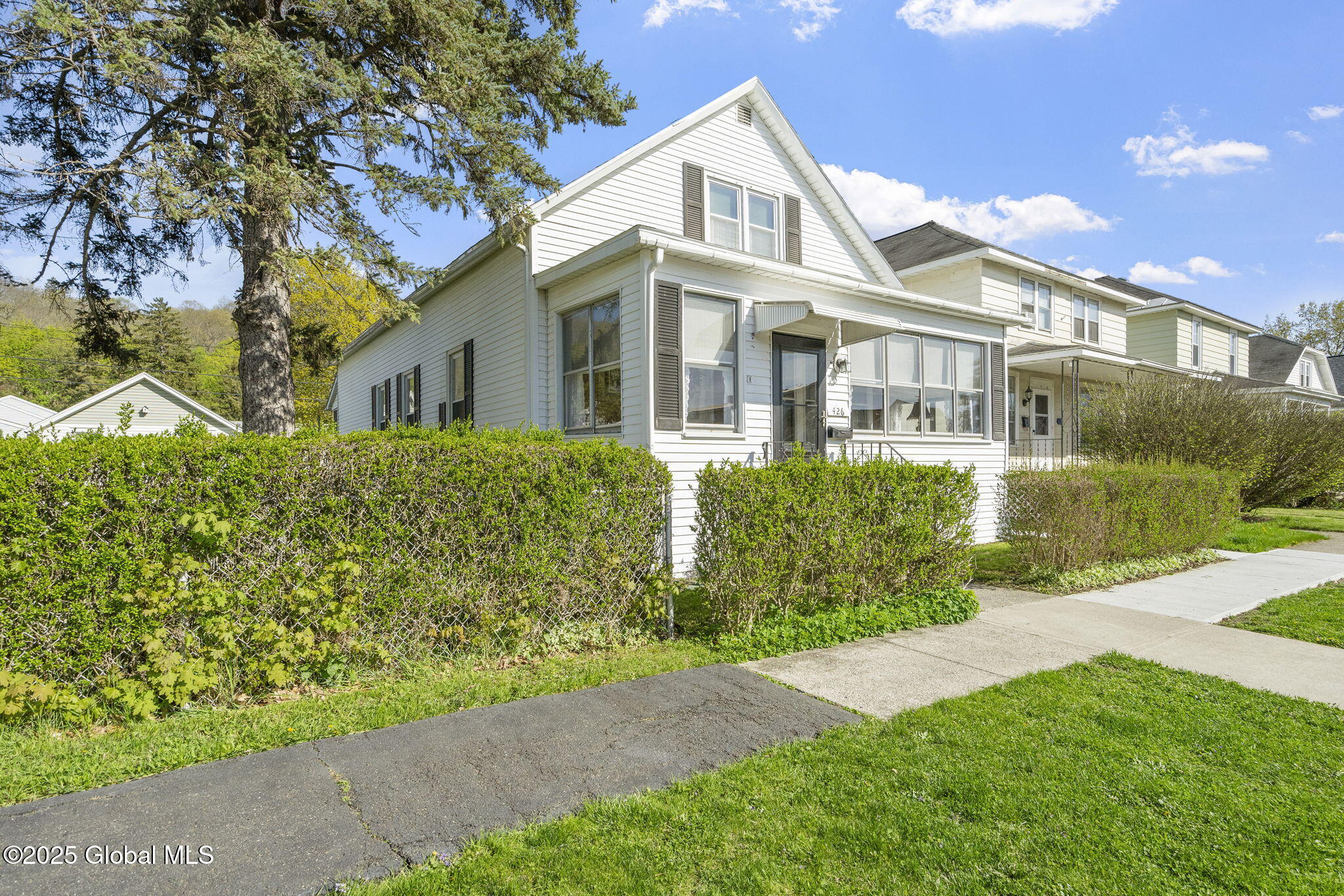 426 8th Avenue, Troy, New York image 2