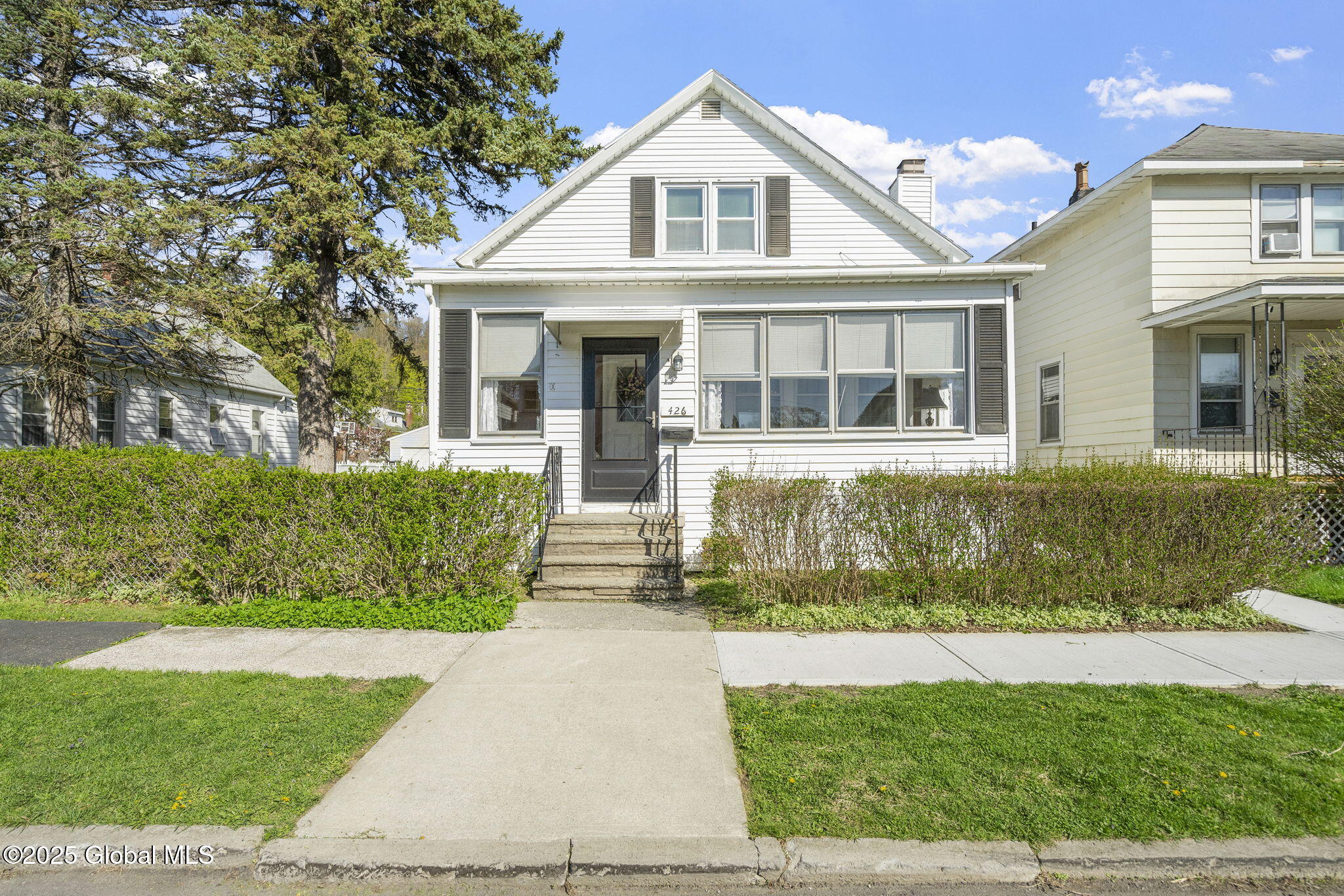 426 8th Avenue, Troy, New York image 1