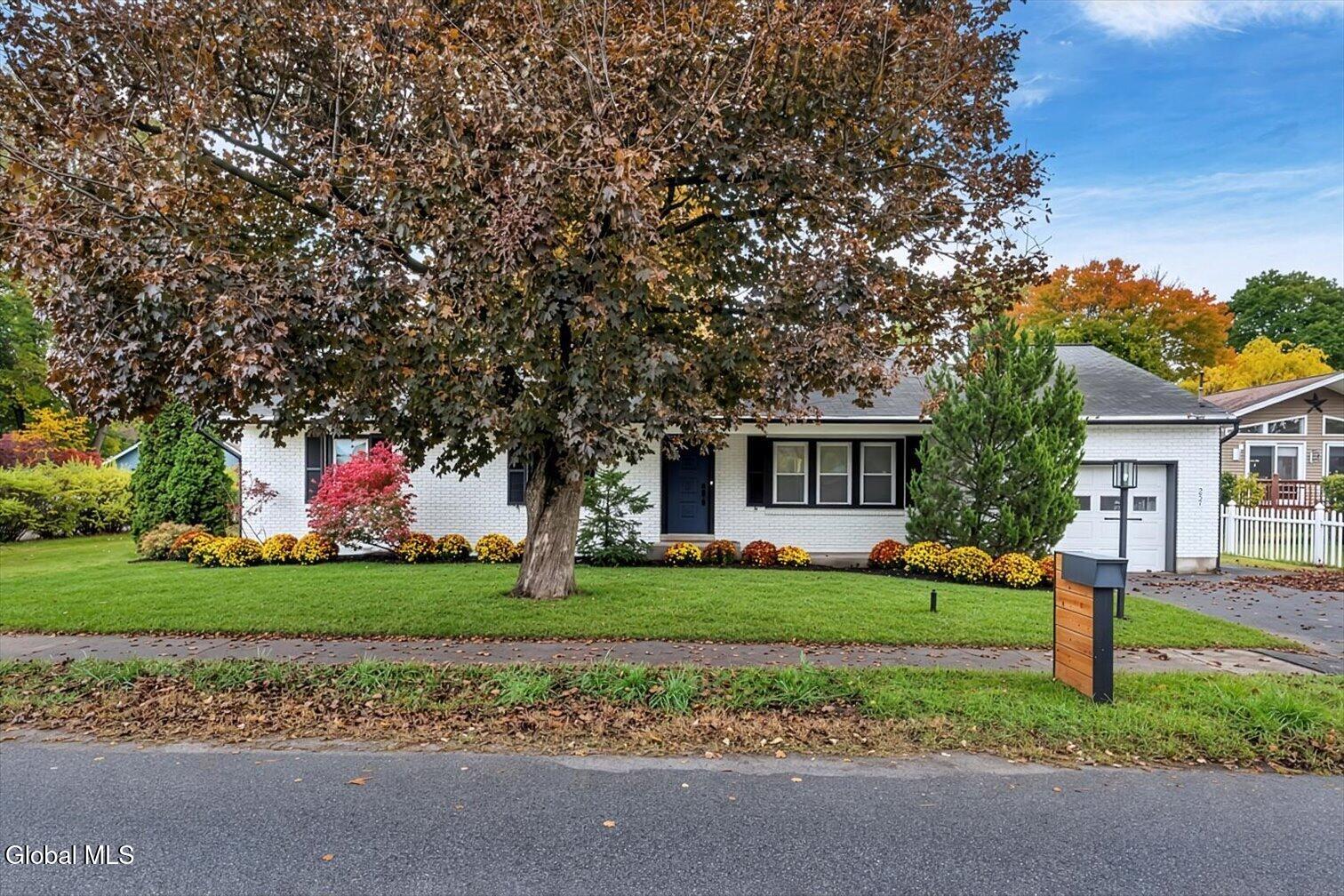 257 West Circular Street