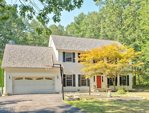 Photo of 4 N Sage Hill Lane, Menands, NY 12204 (MLS # 202523702) Photo of 4 N Sage Hill Lane, Menands, NY 12204 (MLS # 202523702)