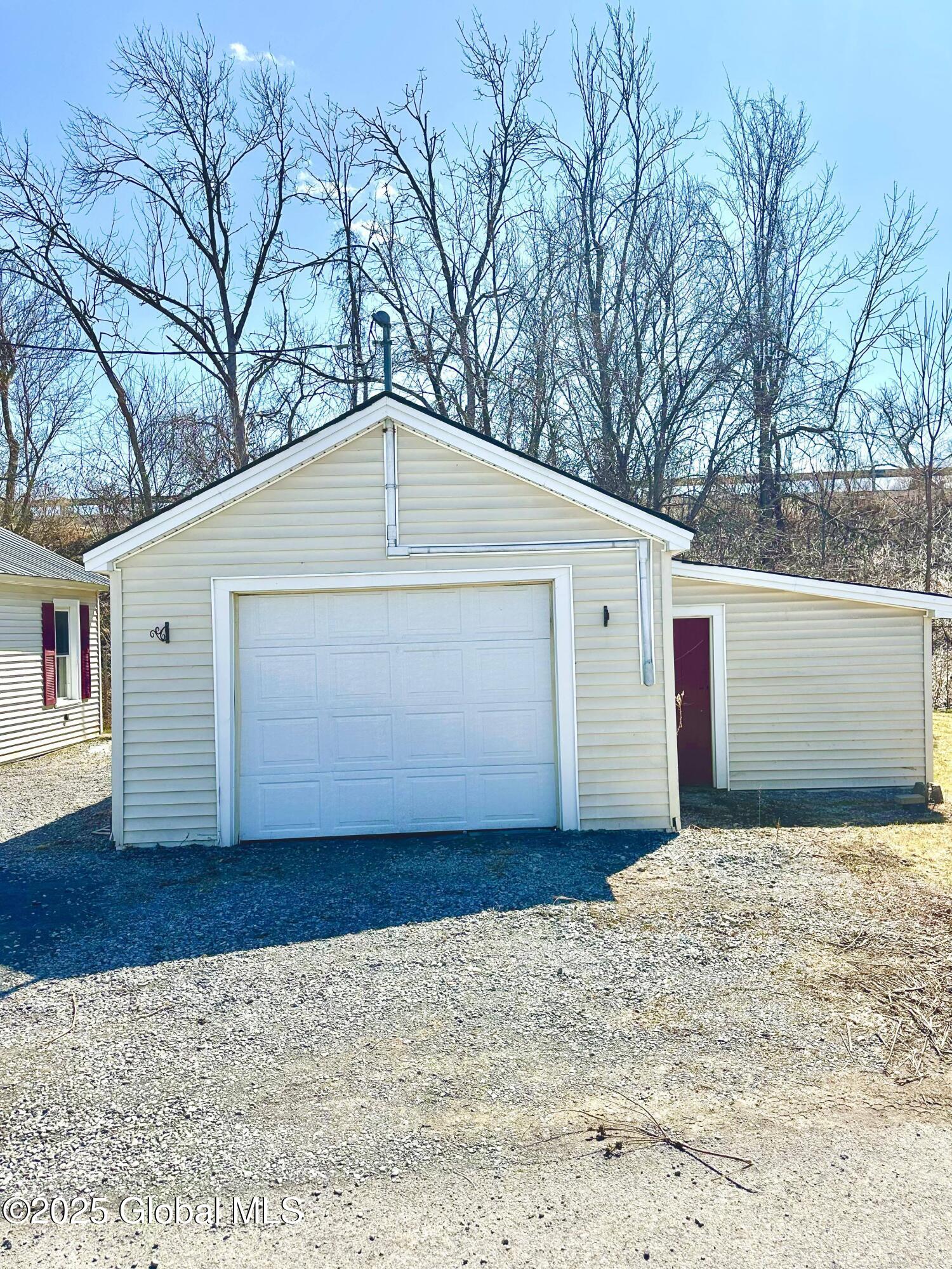 31 Broad Street, Fultonville, New York image 3