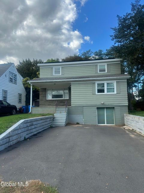 Photo of 92 Fleetwood Avenue, Albany, NY 12209 (MLS # 202527420)