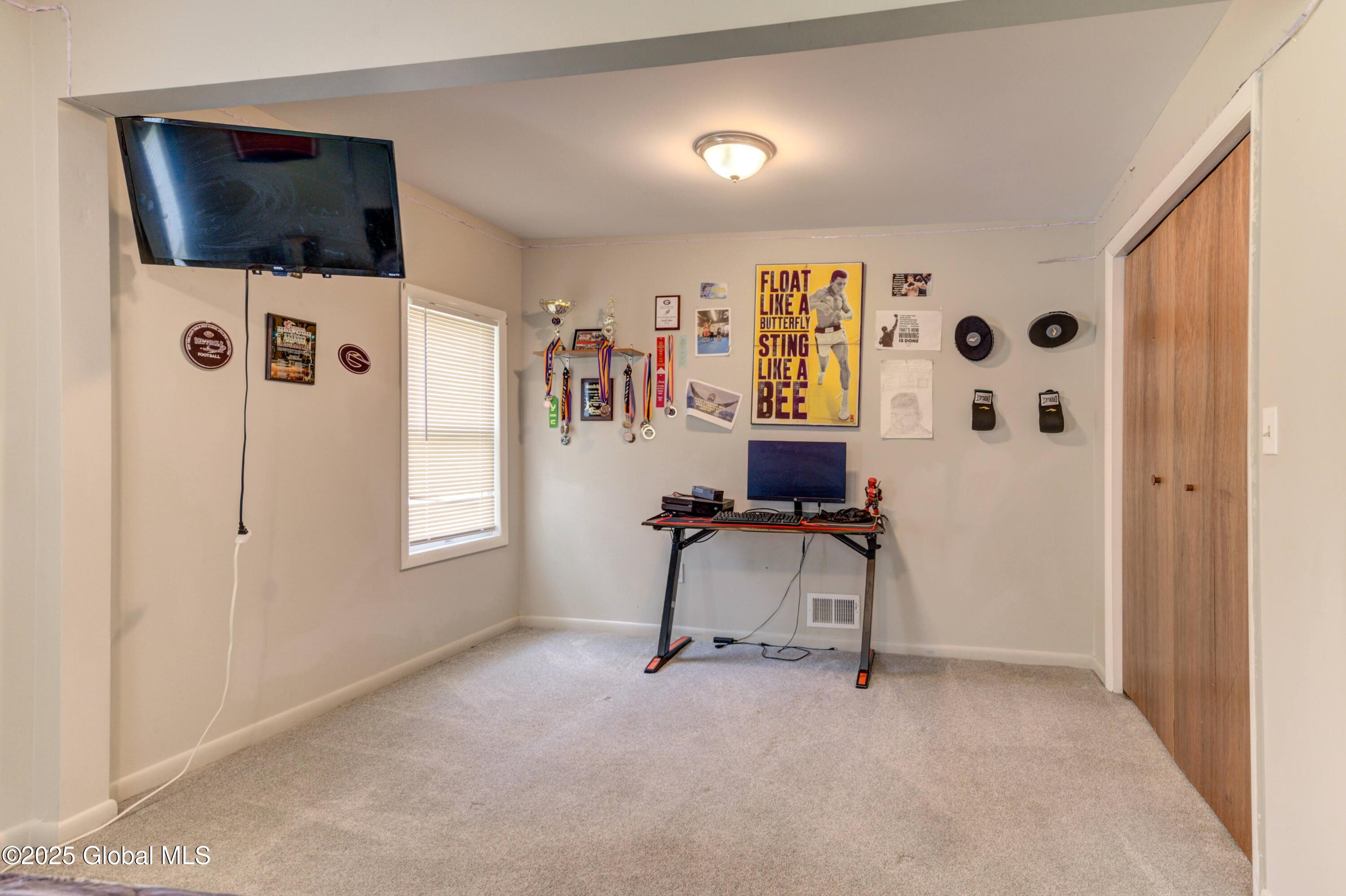 6 William Street, Gloversville, New York image 38