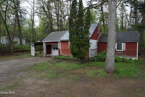 Homes For Sale - 8 Scout Road<br/> Saratoga County, Gansevoort, NY 12831