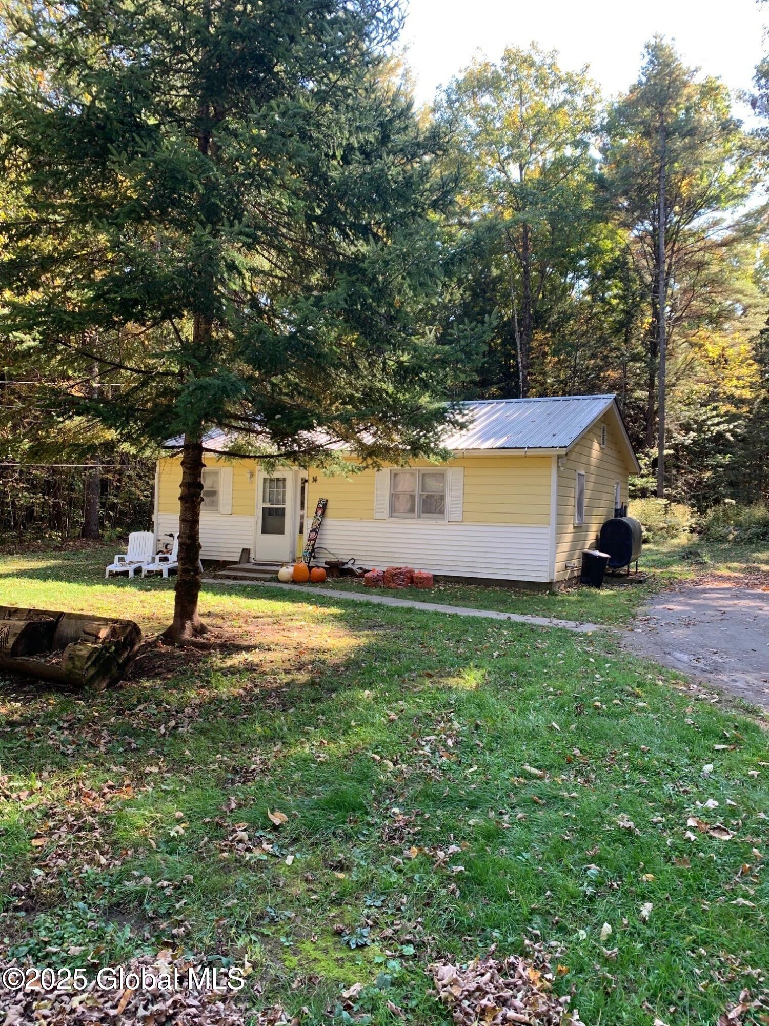326 Middle Road