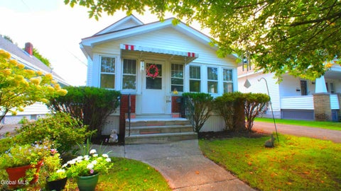 Homes For Sale - 259 Thirteenth Street<br/> Schenectady County, Schenectady, NY 12306