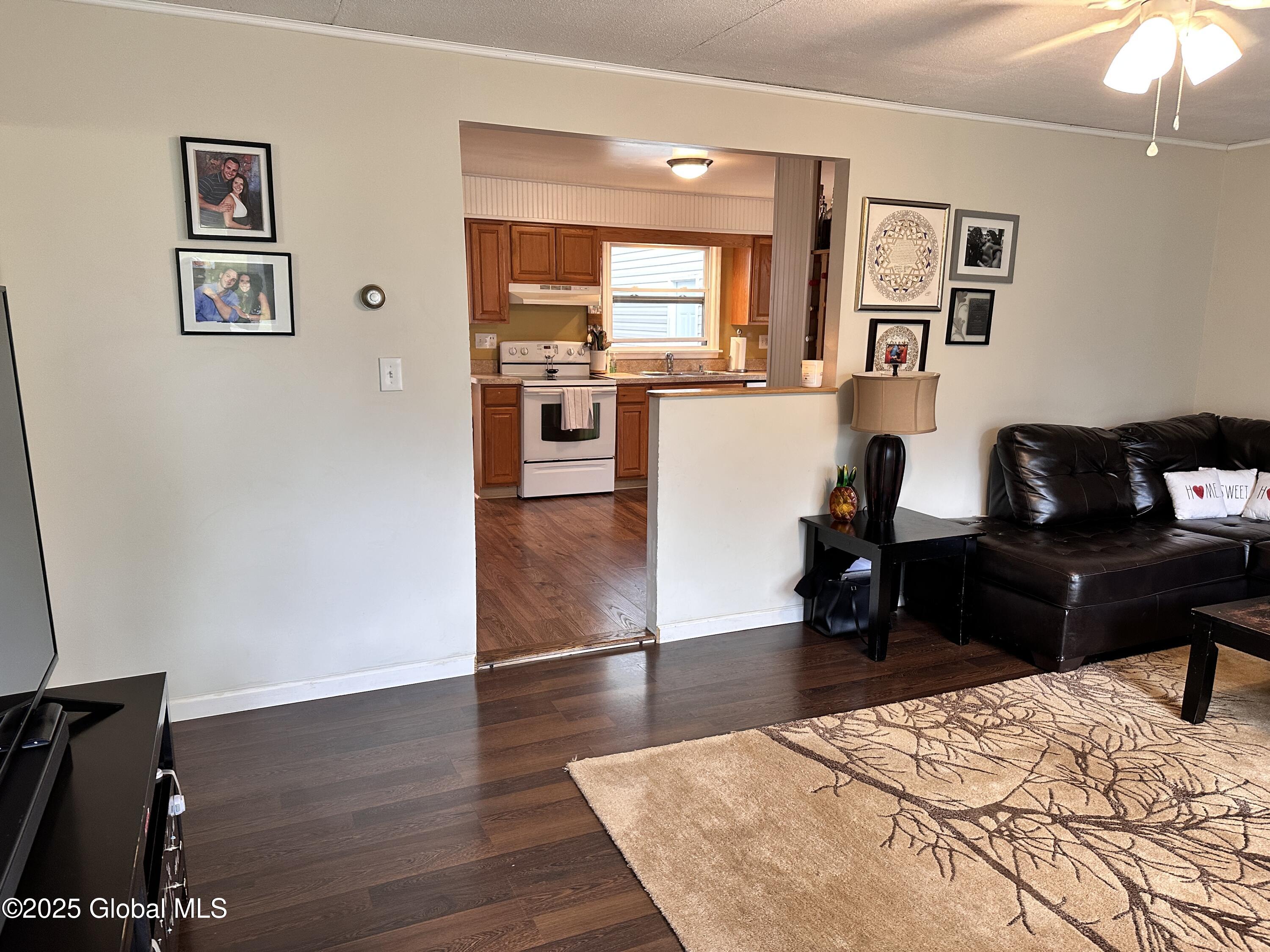 50 Lincoln Avenue, Colonie, New York image 10