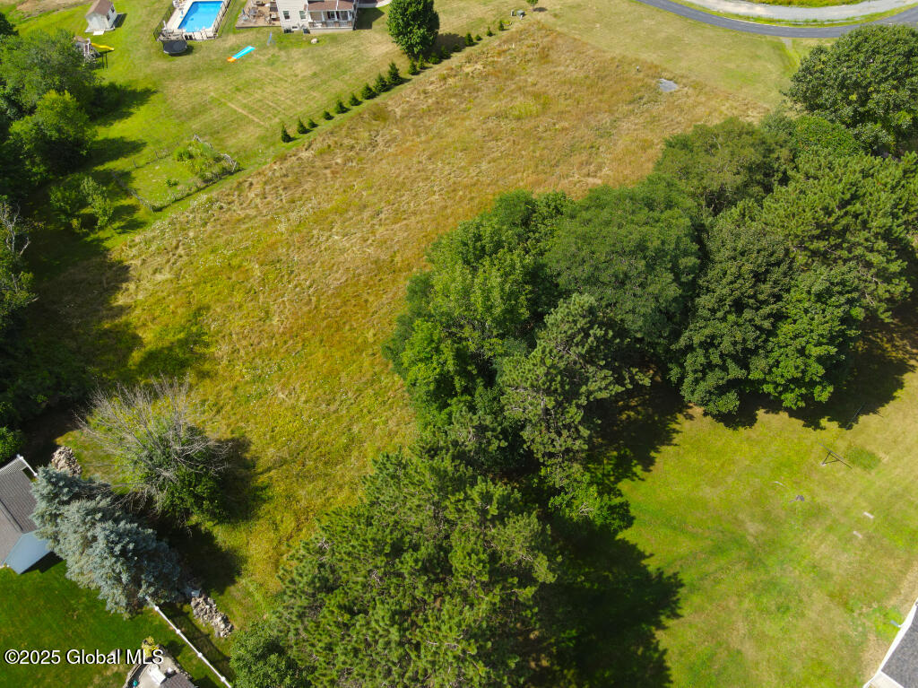 98 Hubbs Road, Ballston Lake, New York image 4